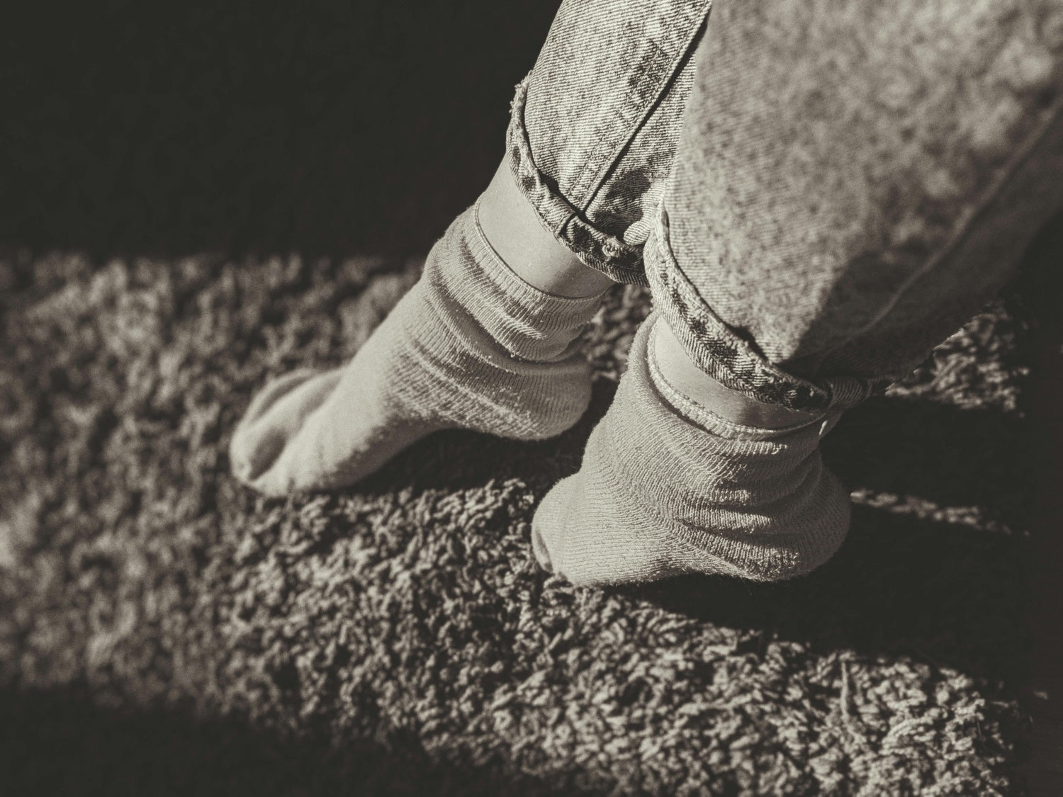 Seasonal Style: How the Right Socks Keep You Comfortable All Year
