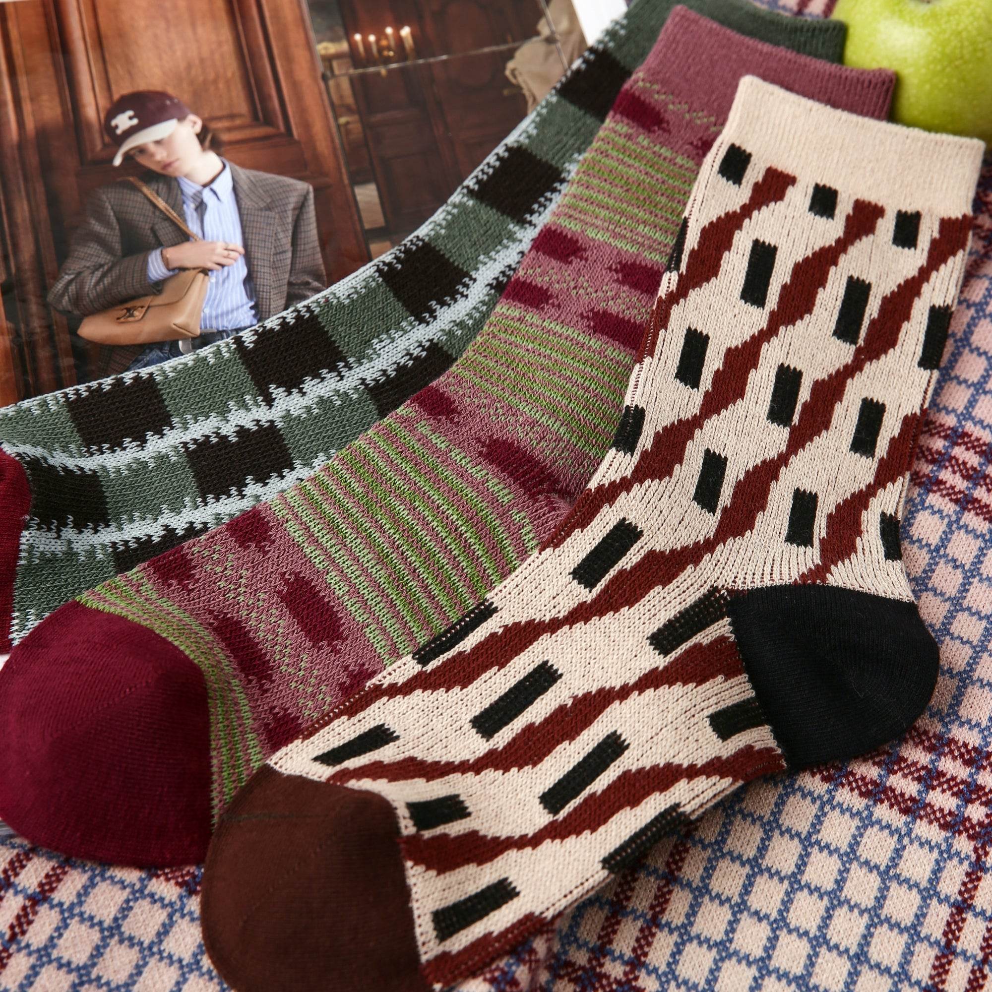 Women's Retro Geometric Crew Socks - 3 pairs - Weavasocks
