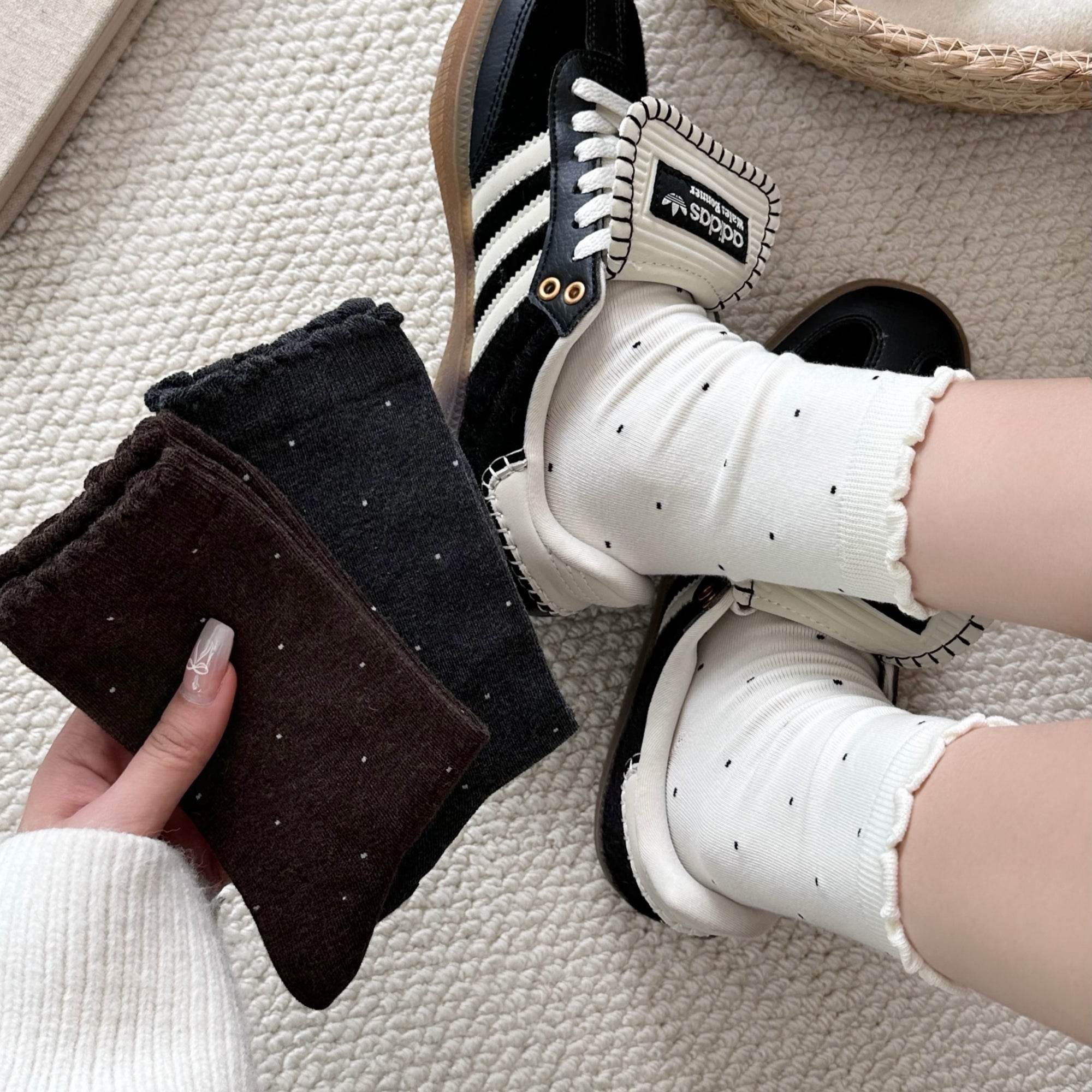 Women's Dainty Dot Ruffle Cuff Socks - Single Pair