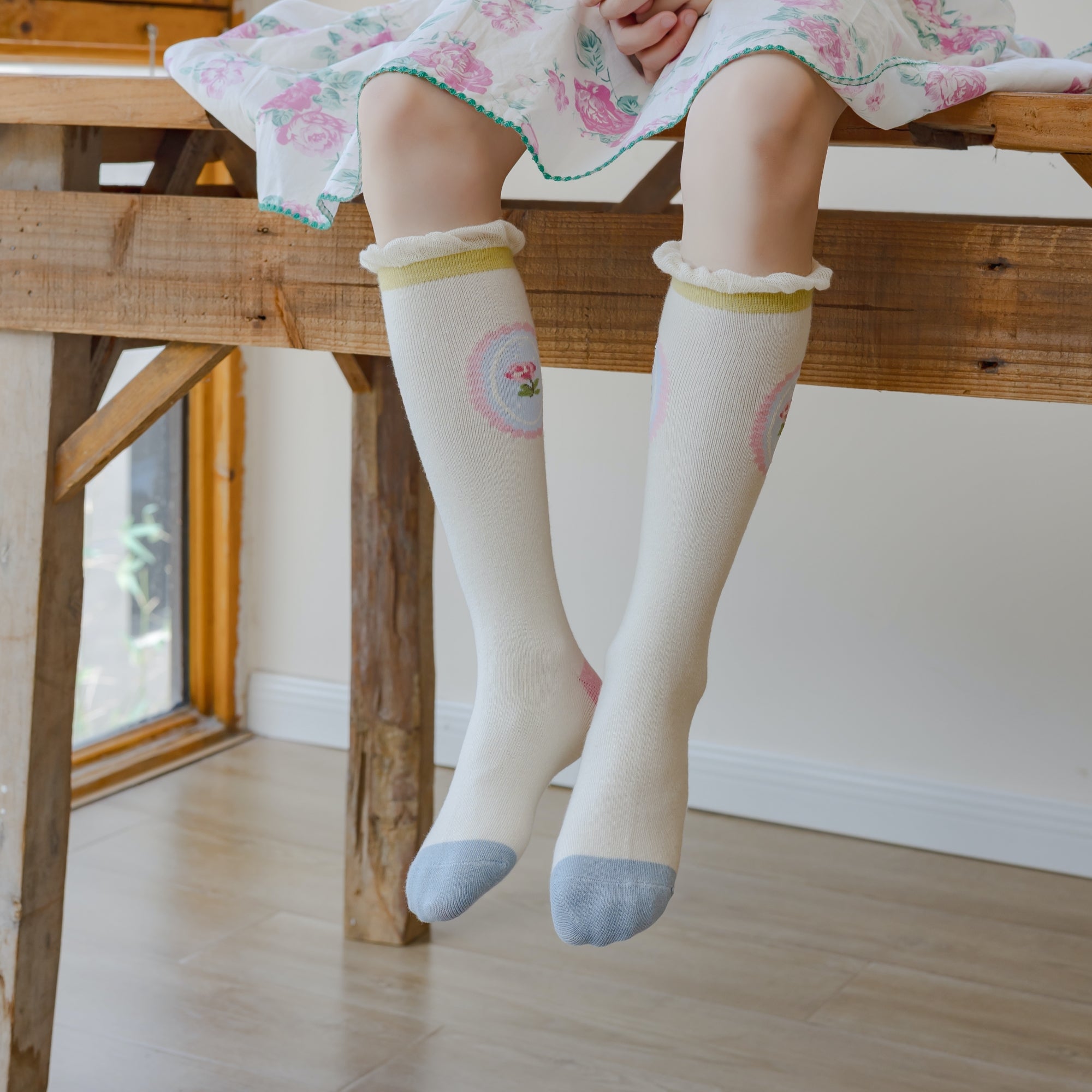 Kid's Girls' Sweet Strawberry & Portrait Knee High Socks - 3 Pairs