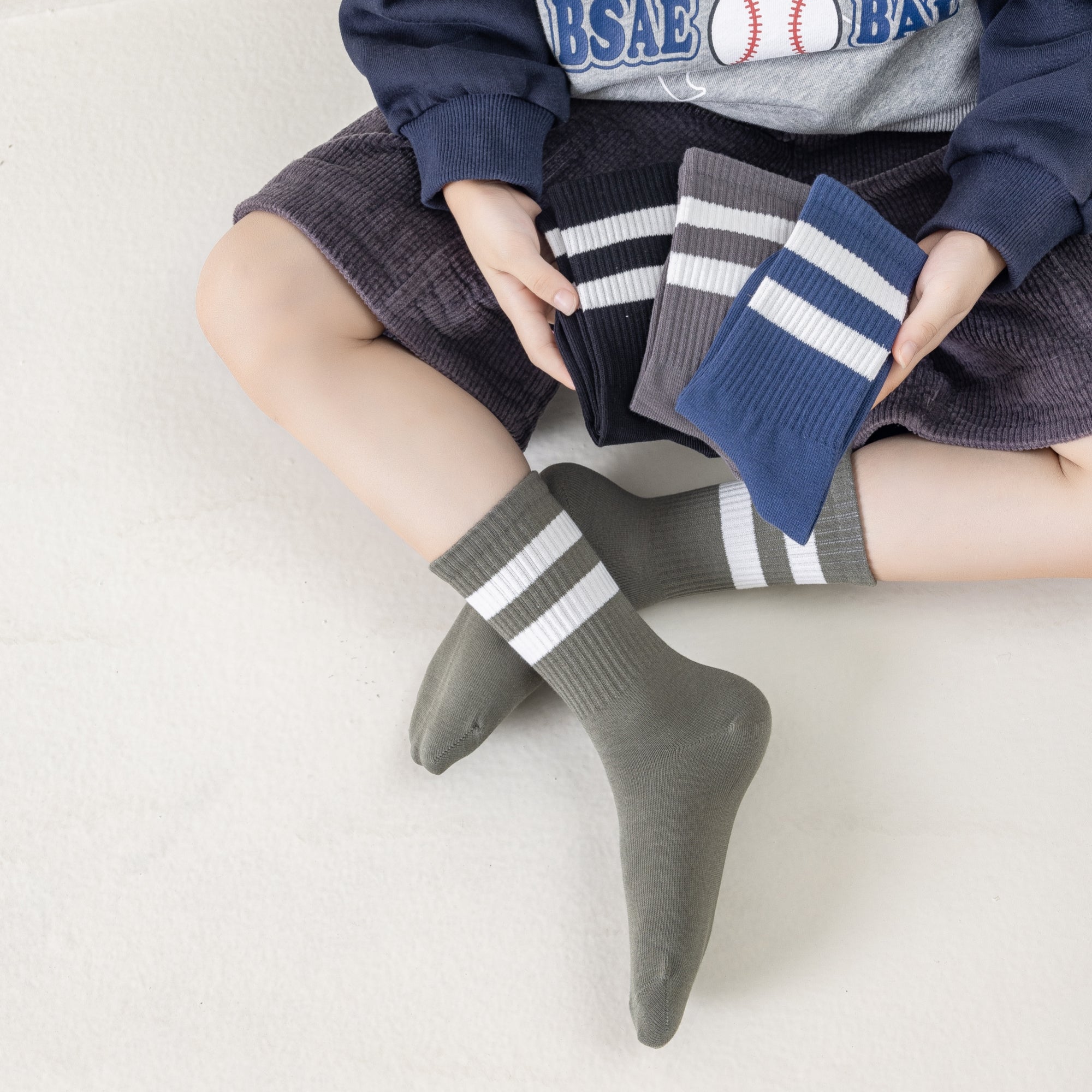 Kid's Heathered Varsity Socks - 4 Pairs