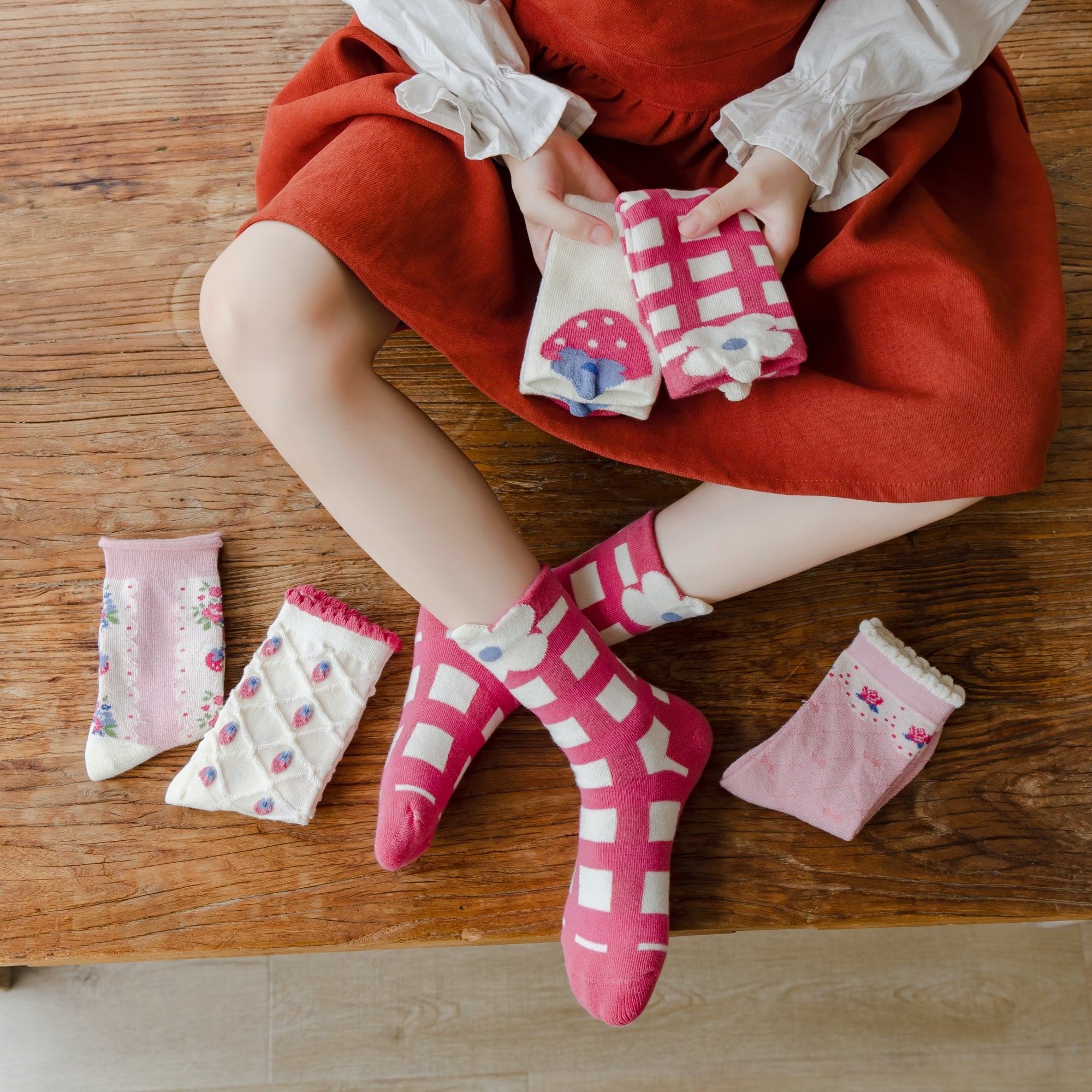 Kid's Sweet Berry & Floral Socks - 5 Pairs