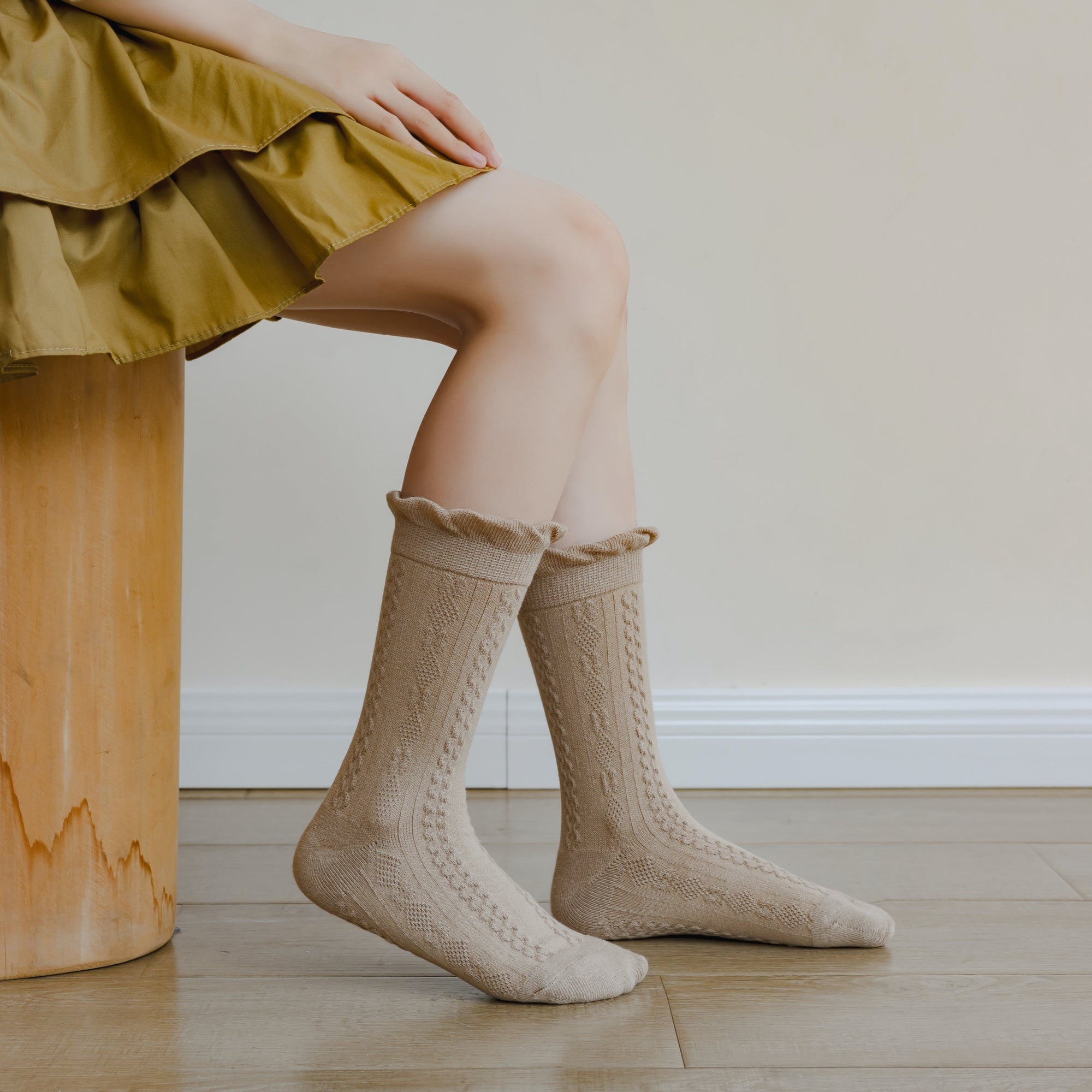 Kid's Ruffle Cable Knit Crew Socks 5 - Pairs
