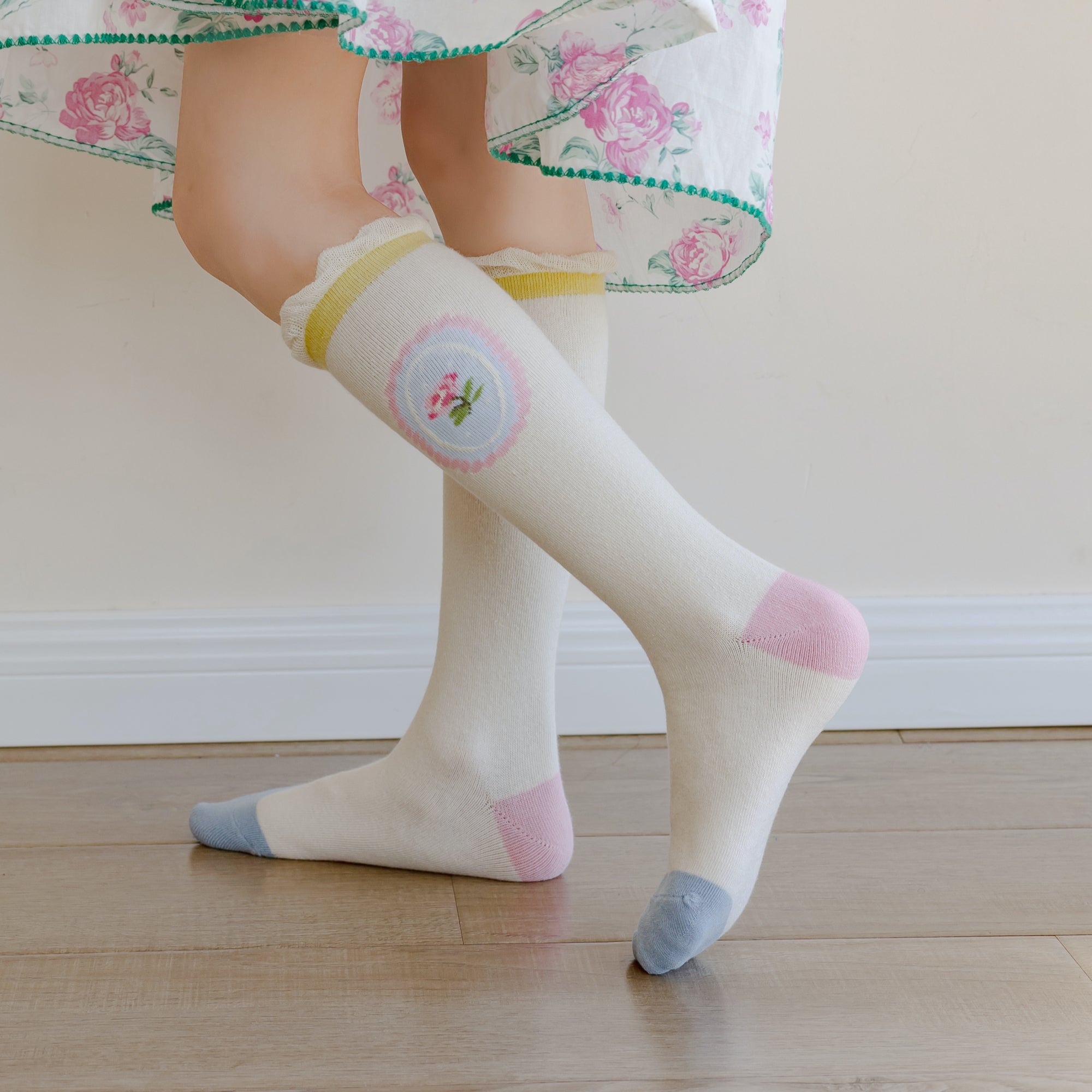 Kid's Girls' Sweet Strawberry & Portrait Knee High Socks - 3 Pairs