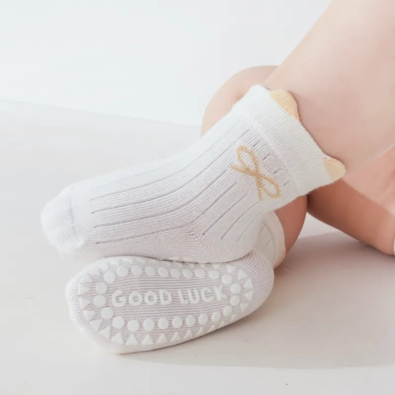 Babies Dainty Bow Grip Socks-3 Pairs