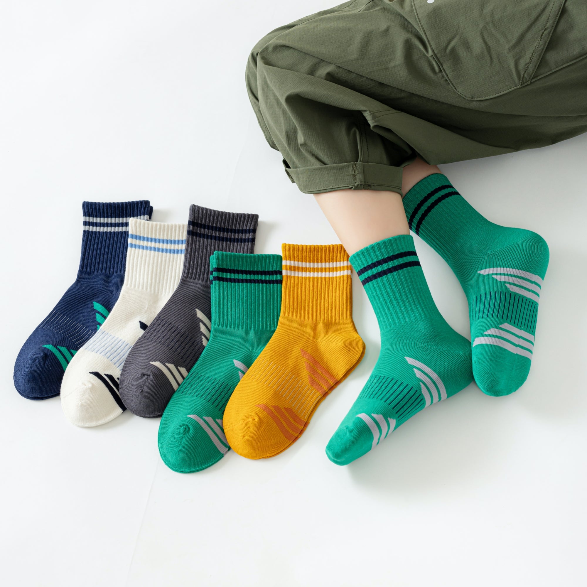Kid's Athletic Outdoor Crew Socks - 5 Pairs