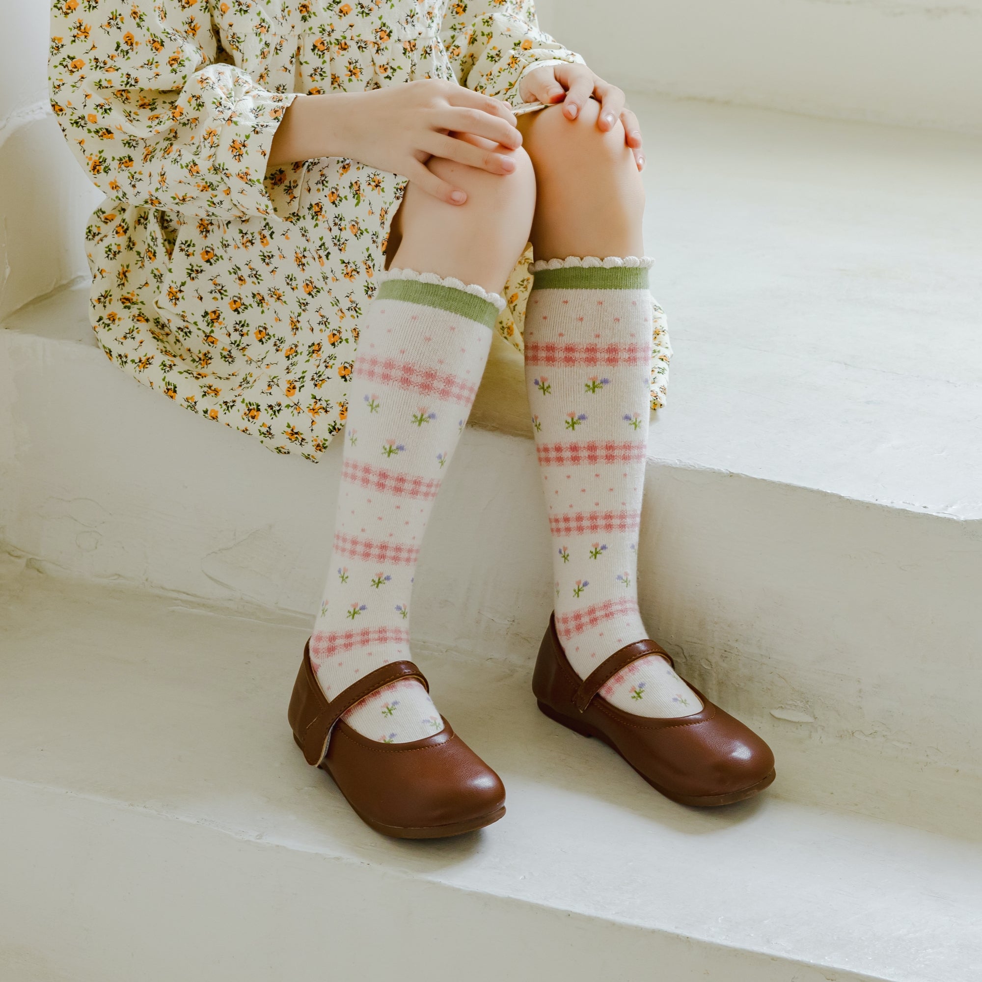 Kid's Floral & Plaid Knee High Socks - 3 Pairs