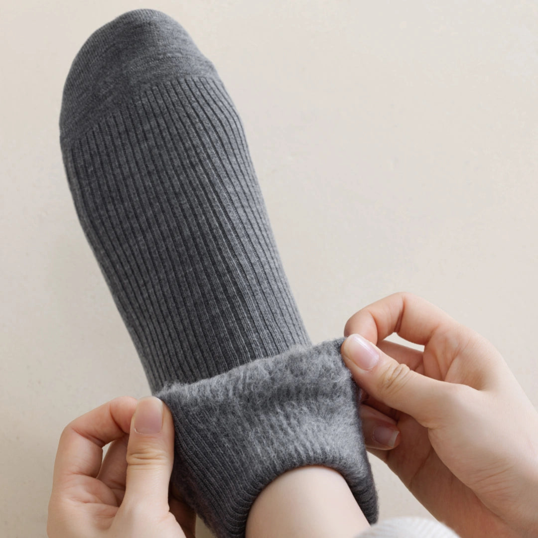 Silk Blend Cable Socks