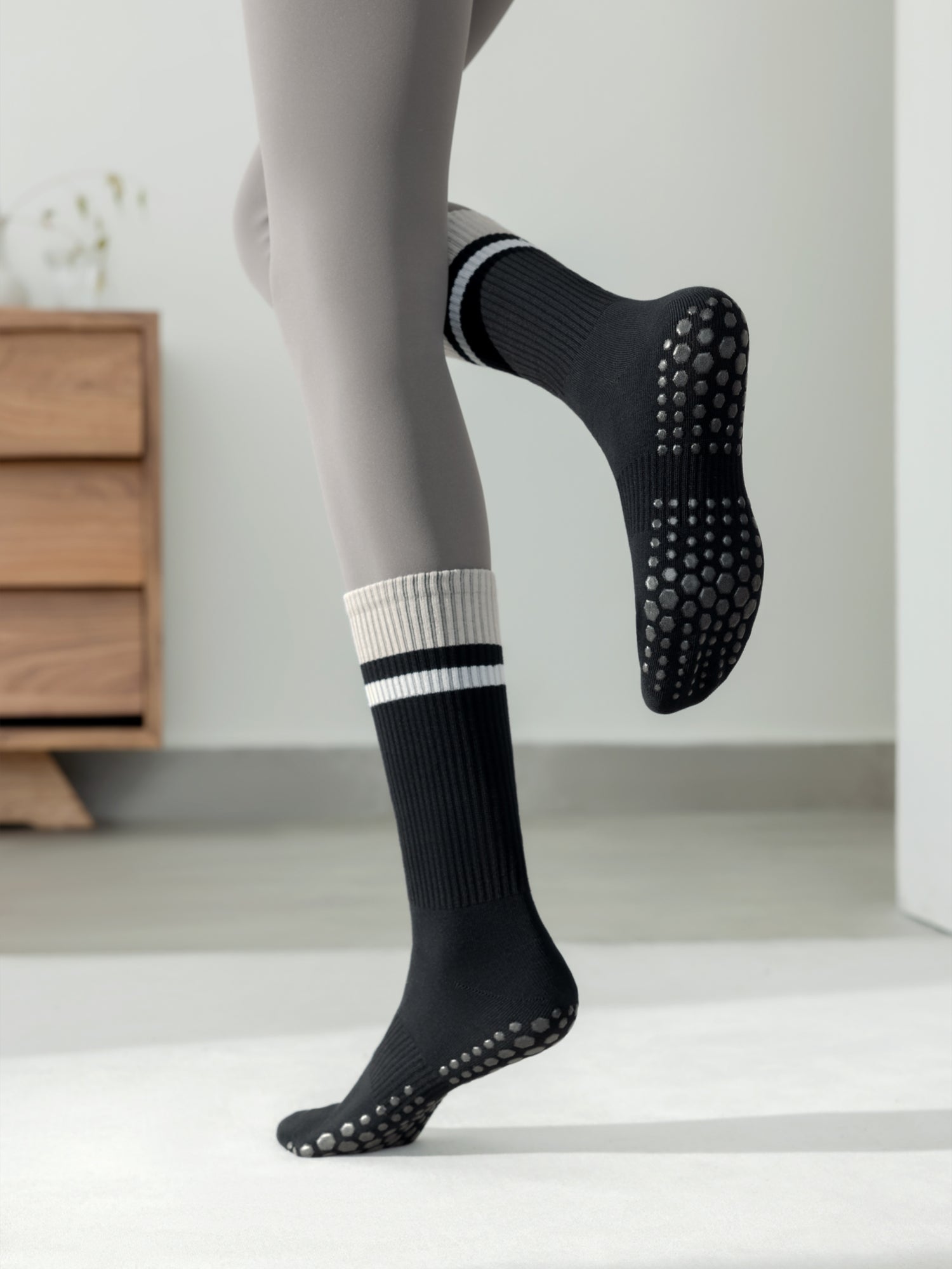 Women's Non-Slip Yoga Grip Socks-1 Pack
