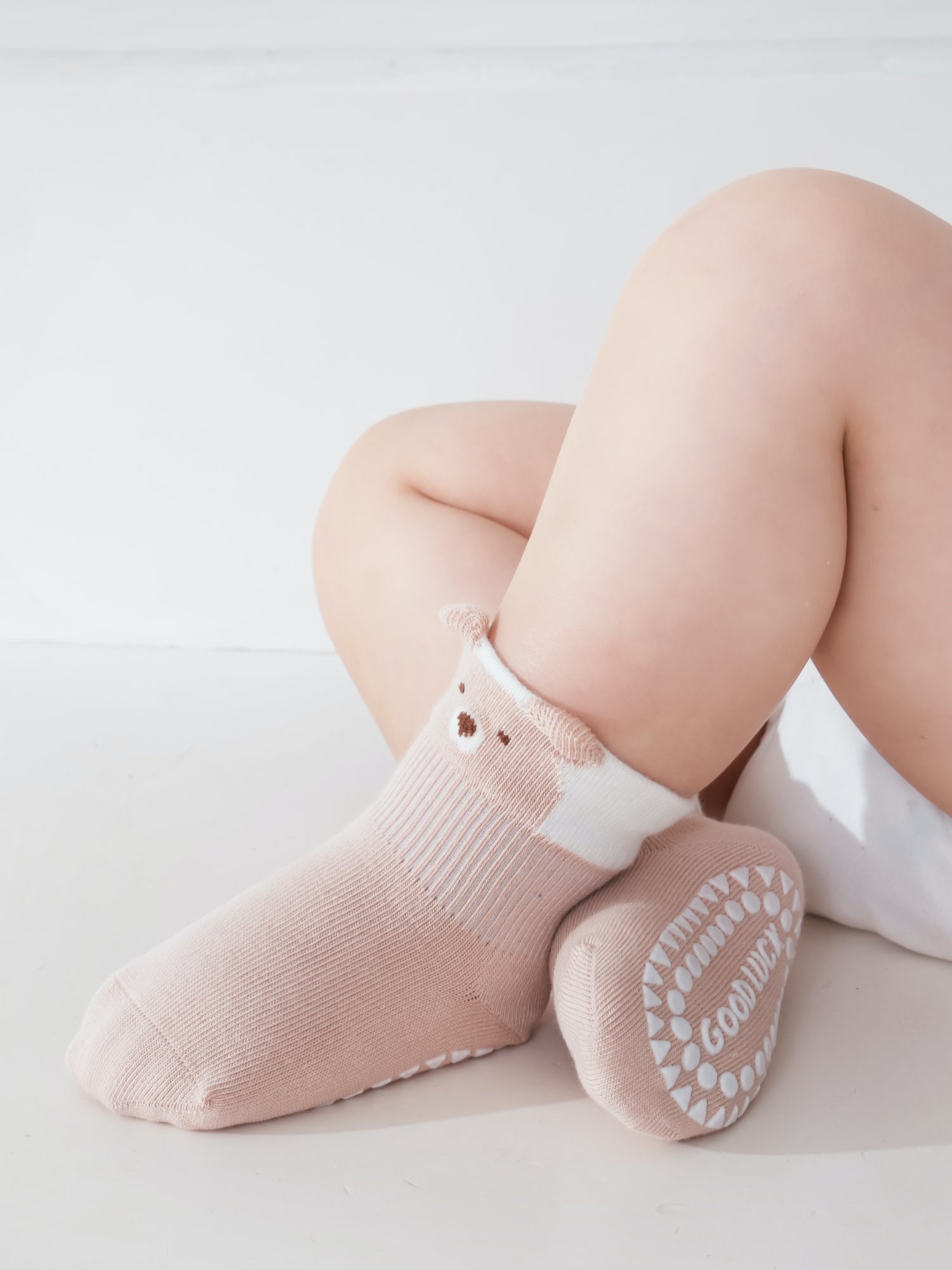 Babies' Pop-Out Pattern Grip Socks-3 Pack