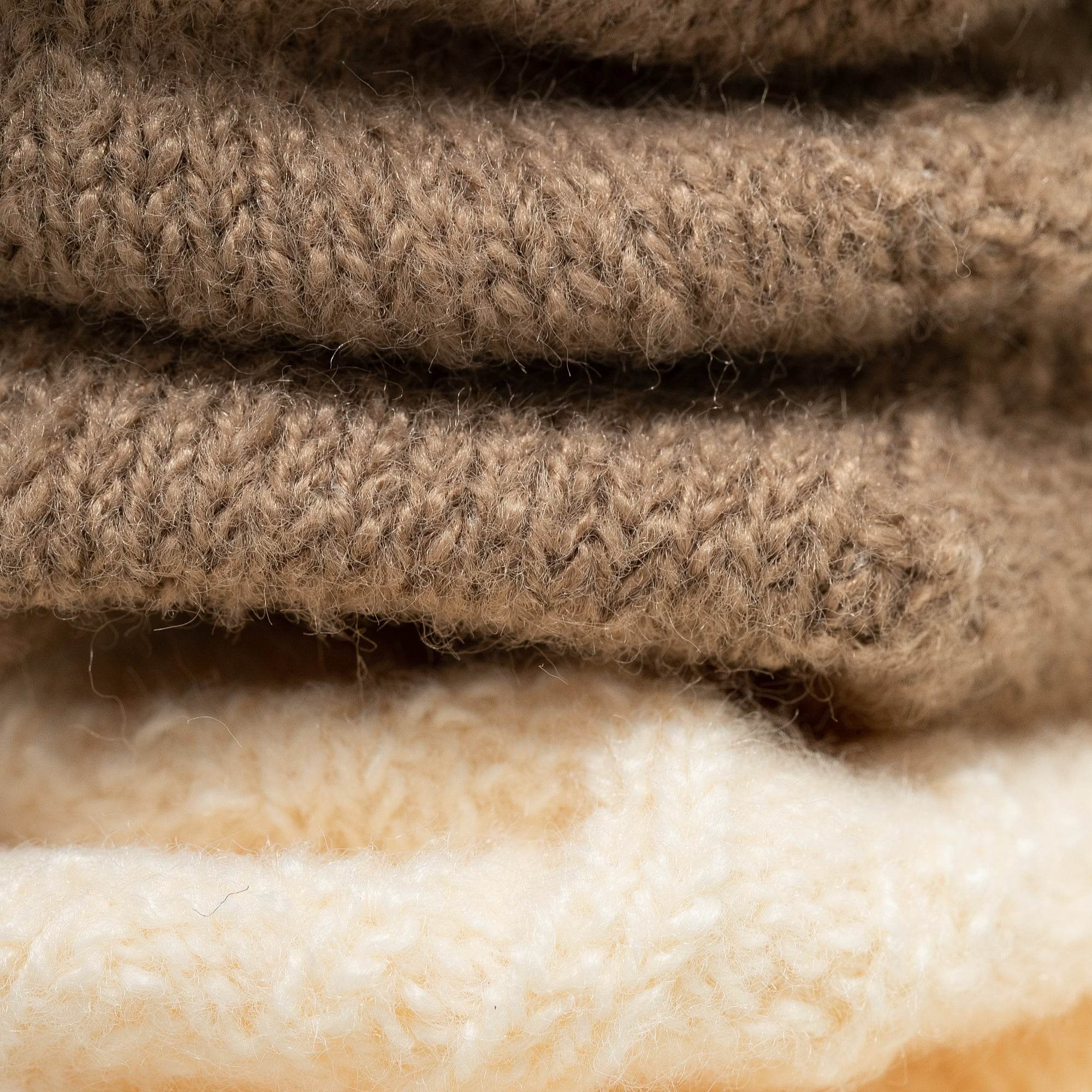 Women's Cozy Cable Knit Crew Socks - 4 Pairs