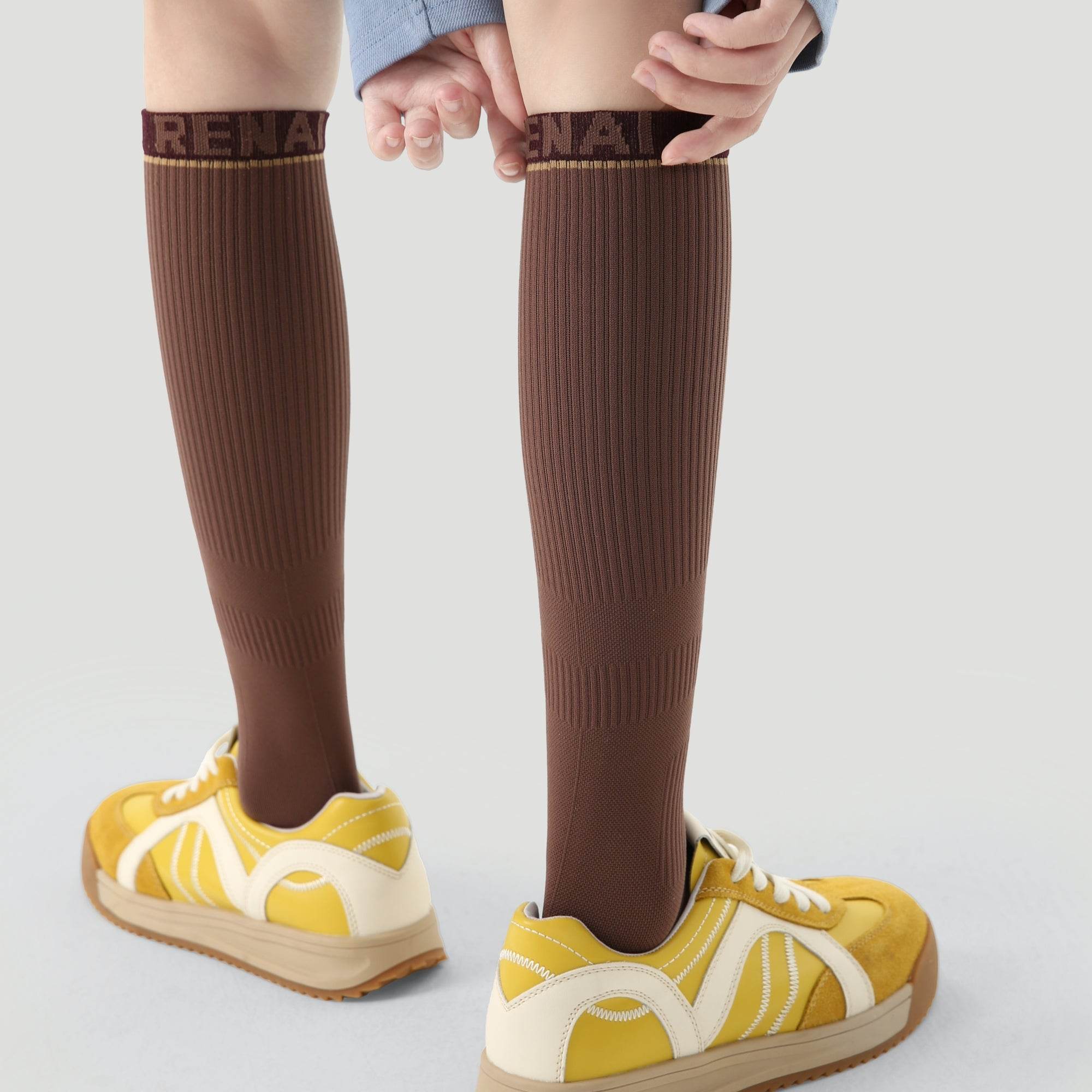 Women's Performance Knee-High Hiking Socks - Trail Brown