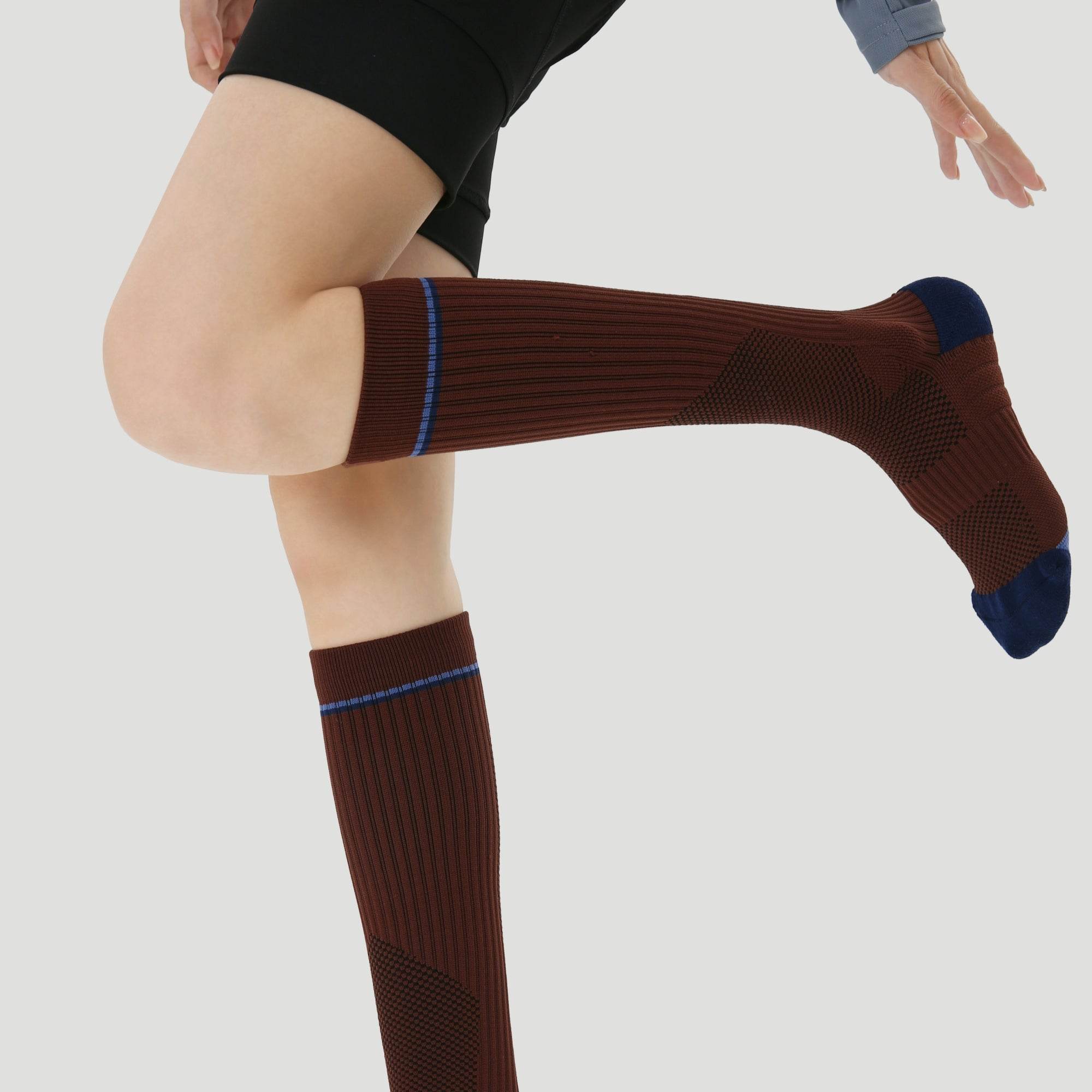 Women's Performance Knee-High Hiking Socks - Espresso & Royal Blue
