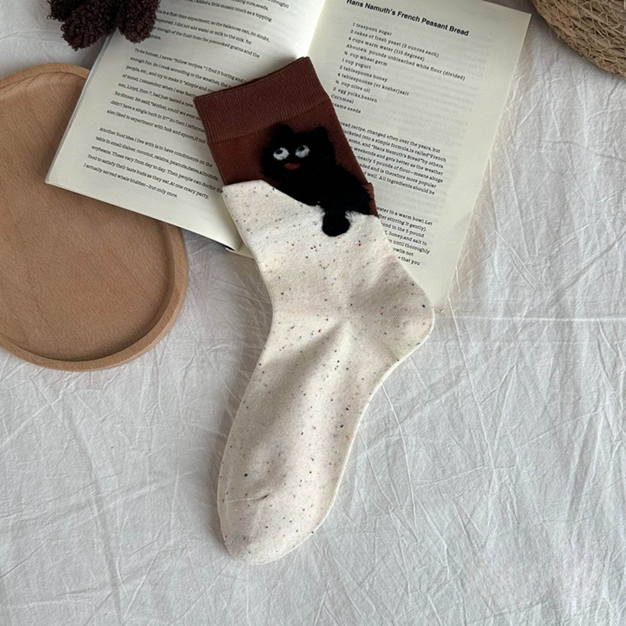 Women's Cute 3D Peeking Cat Socks - Single Pair