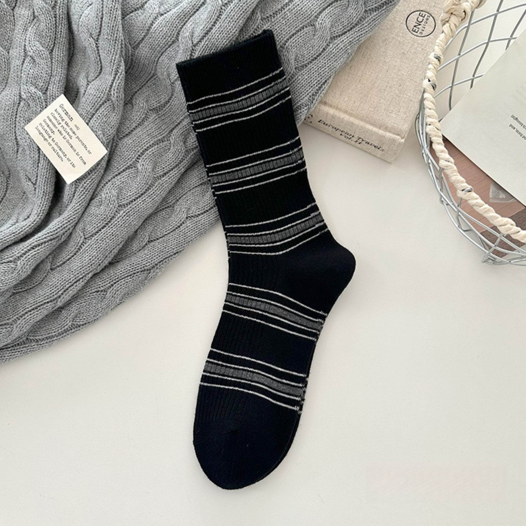 Women's Retro Varsity Striped Socks - Single Pair