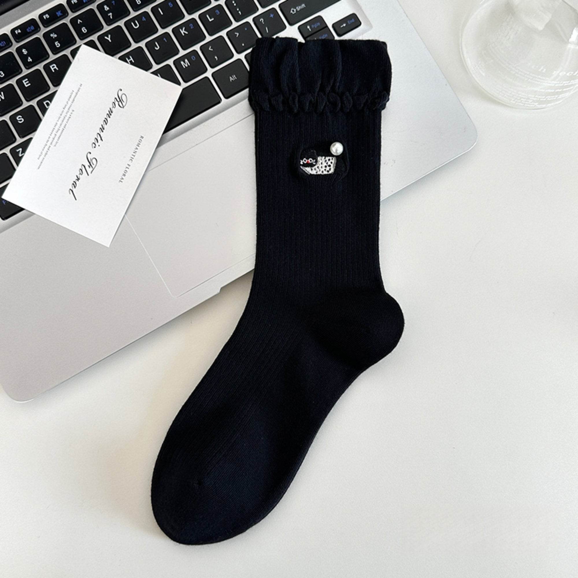 Women's Dainty Pearl Cat Ruffle Socks - Single Pair