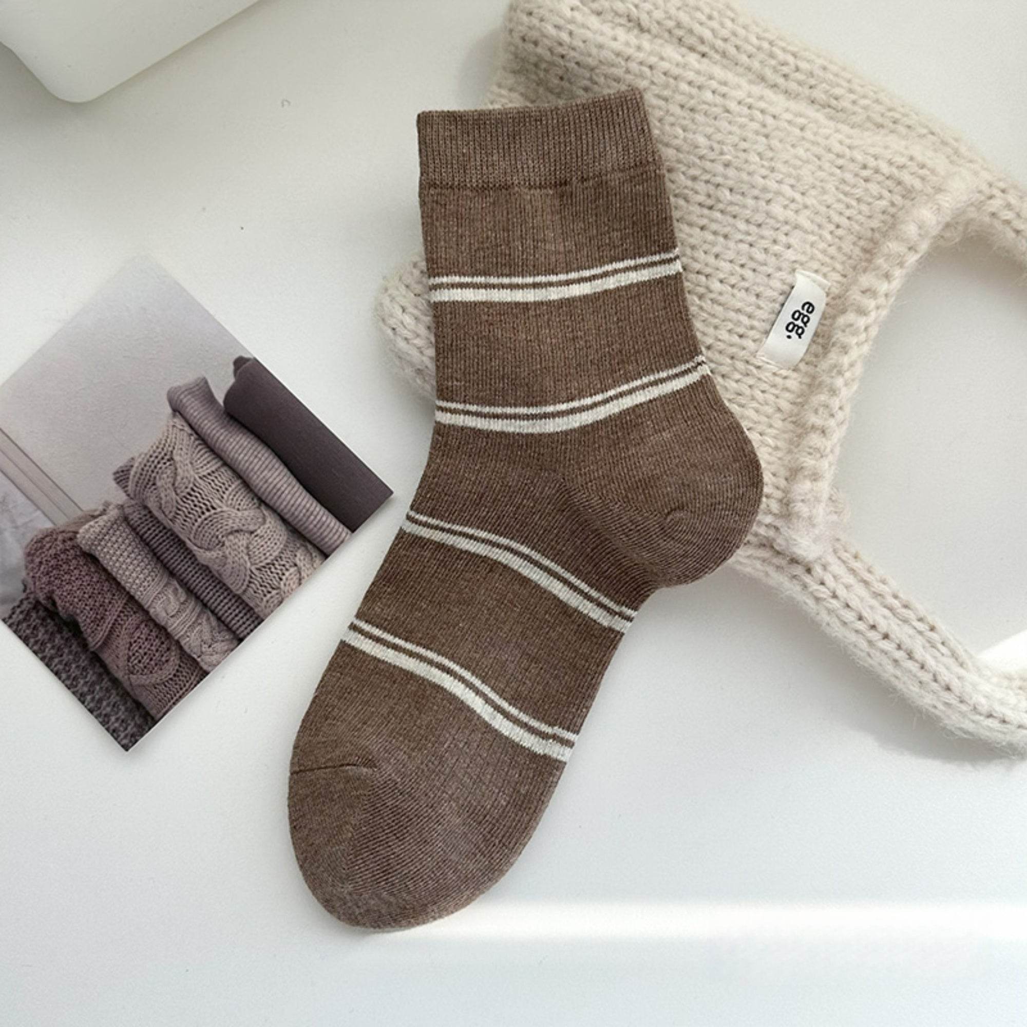 Women's Classic Thin Stripe Ribbed Socks - Single Pair