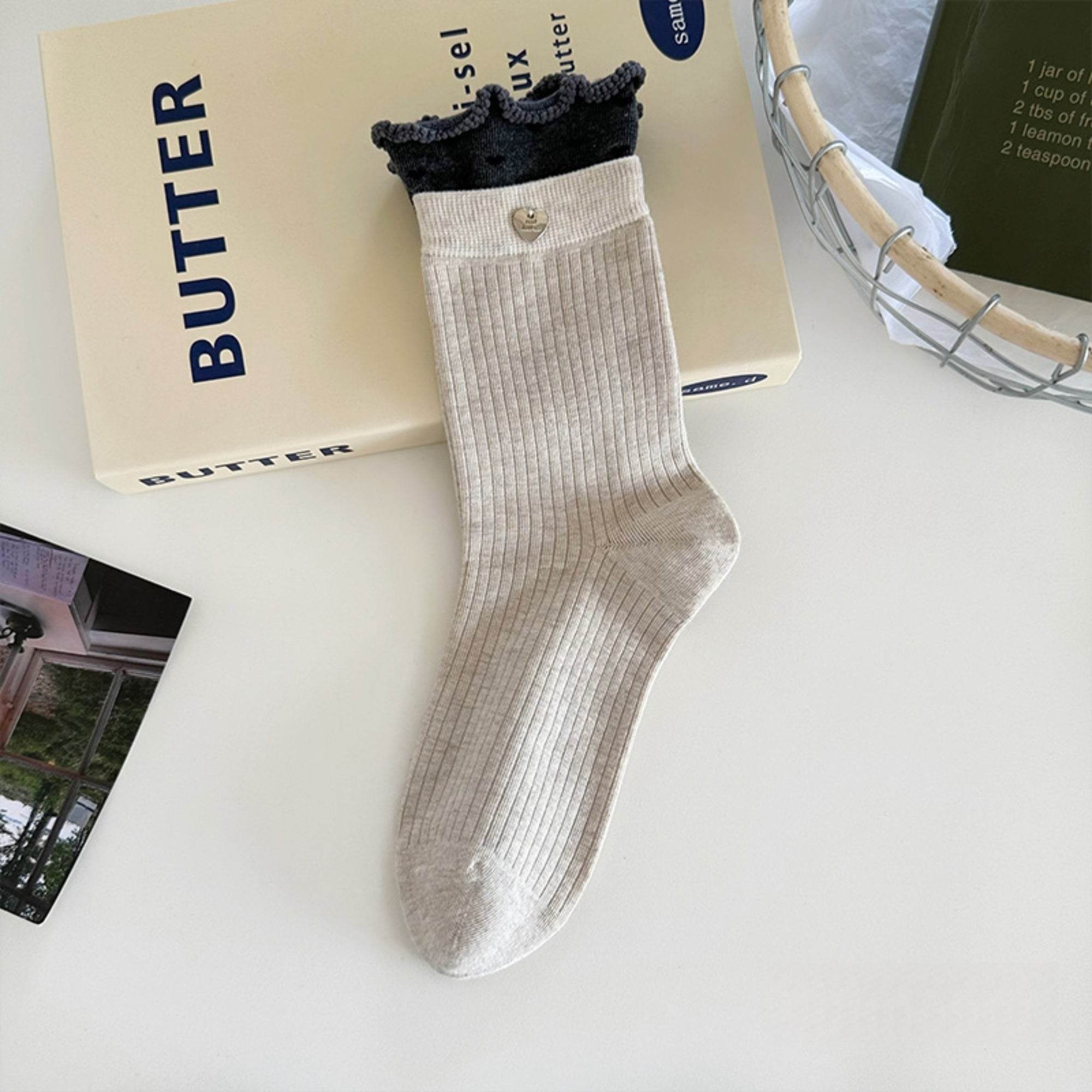 Women's Dainty Heart Charm Ruffle Socks - Single Pair