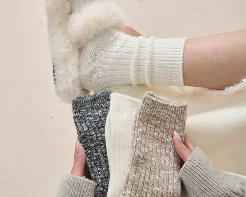 Seasonal Style: How the Right Socks Keep You Comfortable All Year