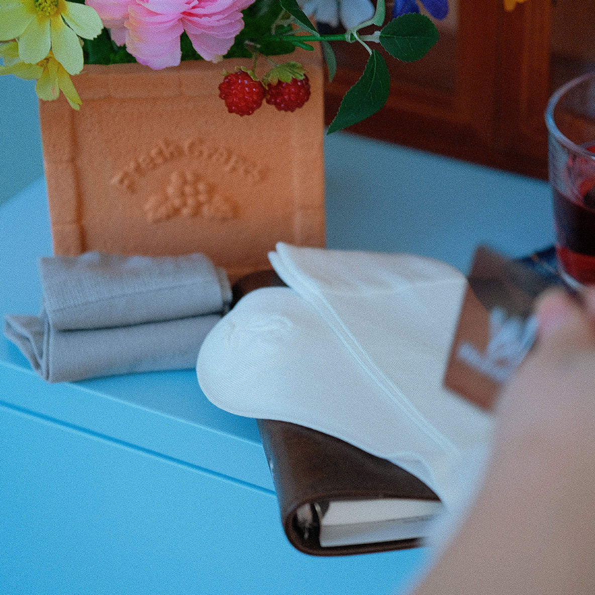 Second-Skin Elegance: The Art of 6A Mulberry Silk & Beechwood Modal for Summer