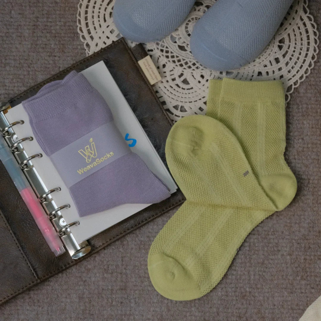 Why Our Cotton Rich Socks Never Lose Their Shape: The Weava Secret
