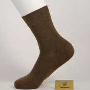 Men's 63% Combed Cotton Seamless Quarter Socks - product photo showing soft cotton comfort
