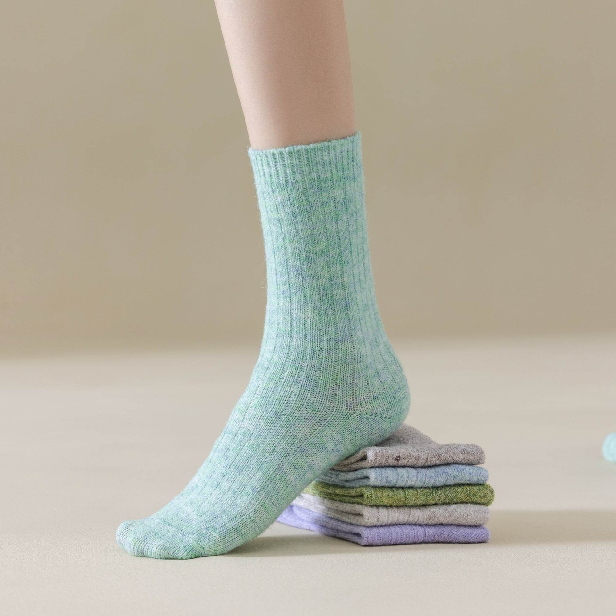 Women's Cozy Heathered Ribbed Crew Socks - 4 Pairs