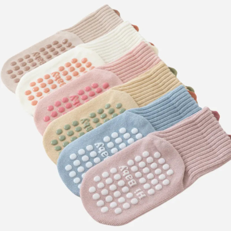 Babies' Cartoon Grip Socks-3 Pairs