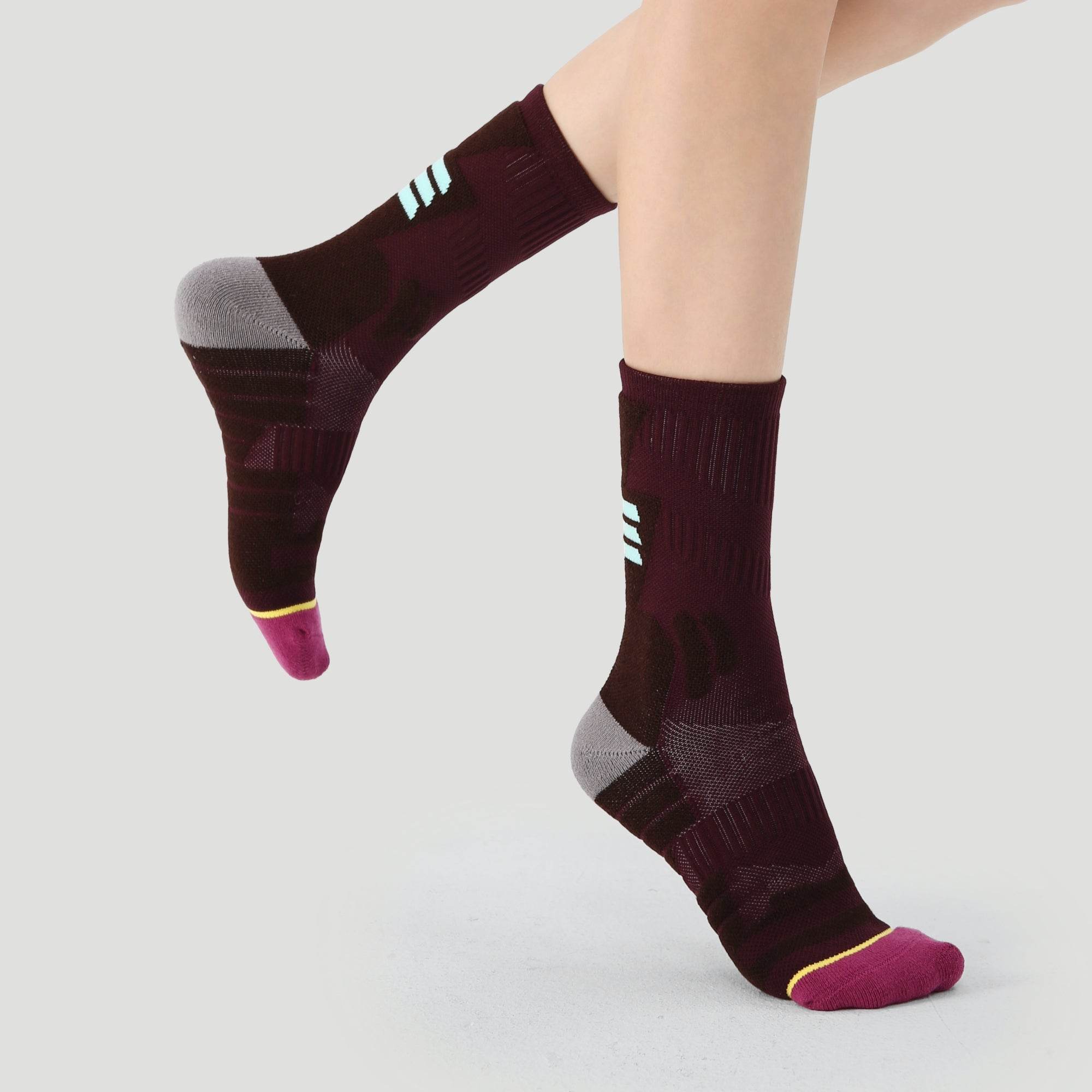 Women's Performance Cushioned Crew Socks - Maroon