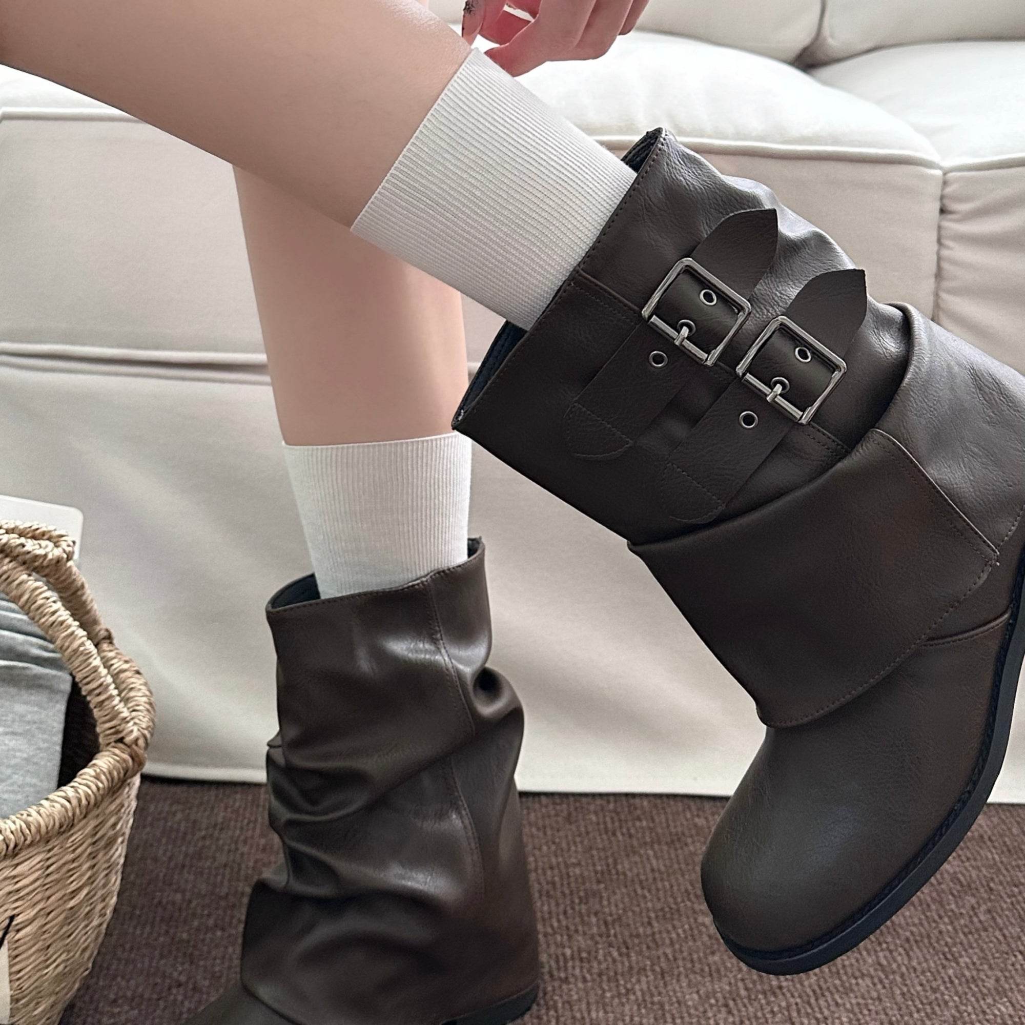 Women's Classic Ribbed Slouch Crew Socks - Single Pair