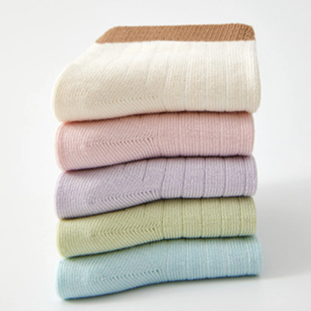 Kids' 97.3% Premium Cotton Solid Crew Socks 5-Pack