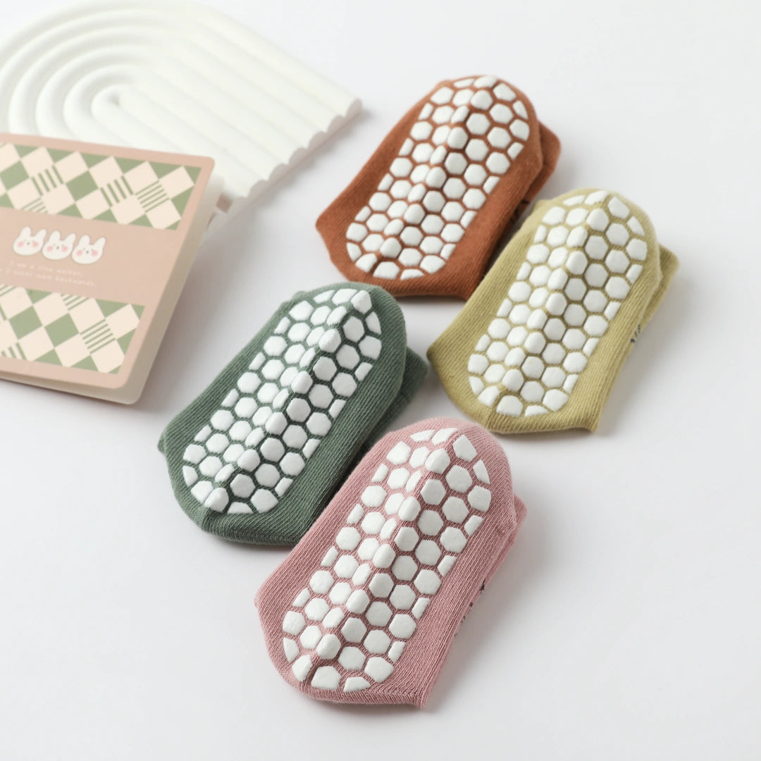 Cozy Winter Non-Slip Floor Socks 4-Pack