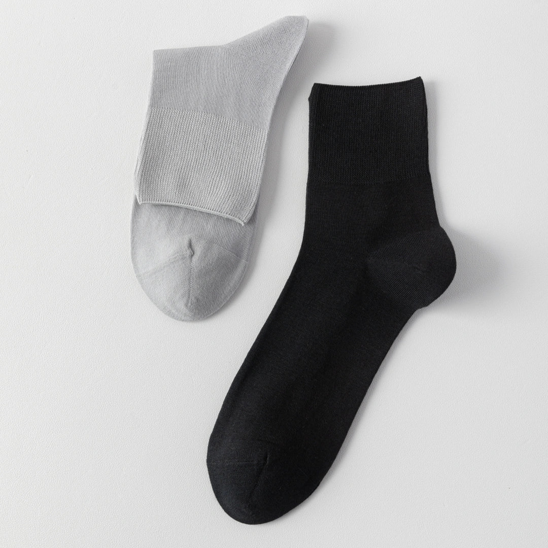 Men's 99% Supima® Cotton Silk-Touch Quarter Socks - product photo showing soft cotton comfort