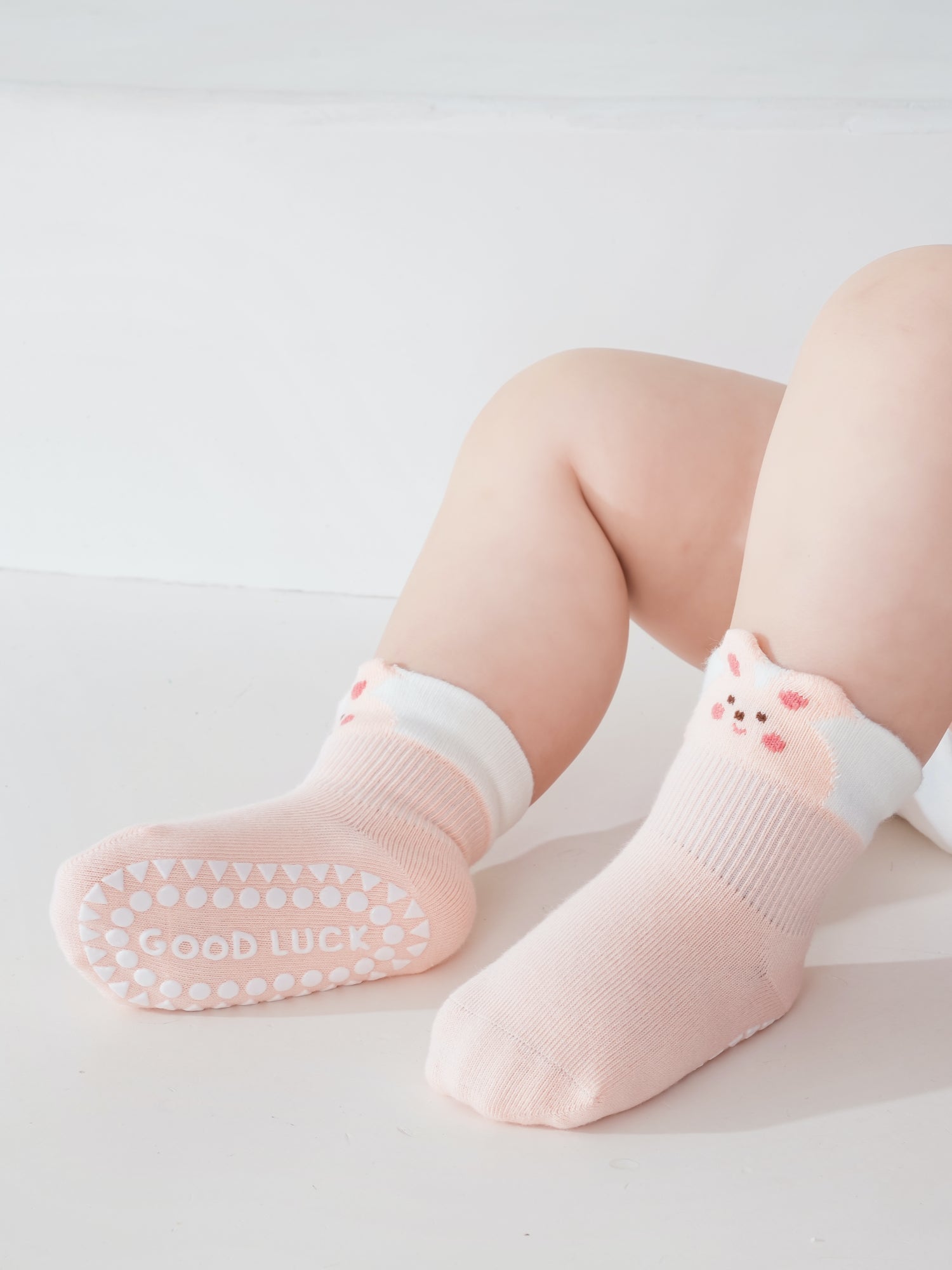 Babies' Pop-Out Pattern Grip Socks-3 Pack
