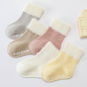 Baby’s Snowy Day' Fuzzy Chenille Cuff Boot Socks