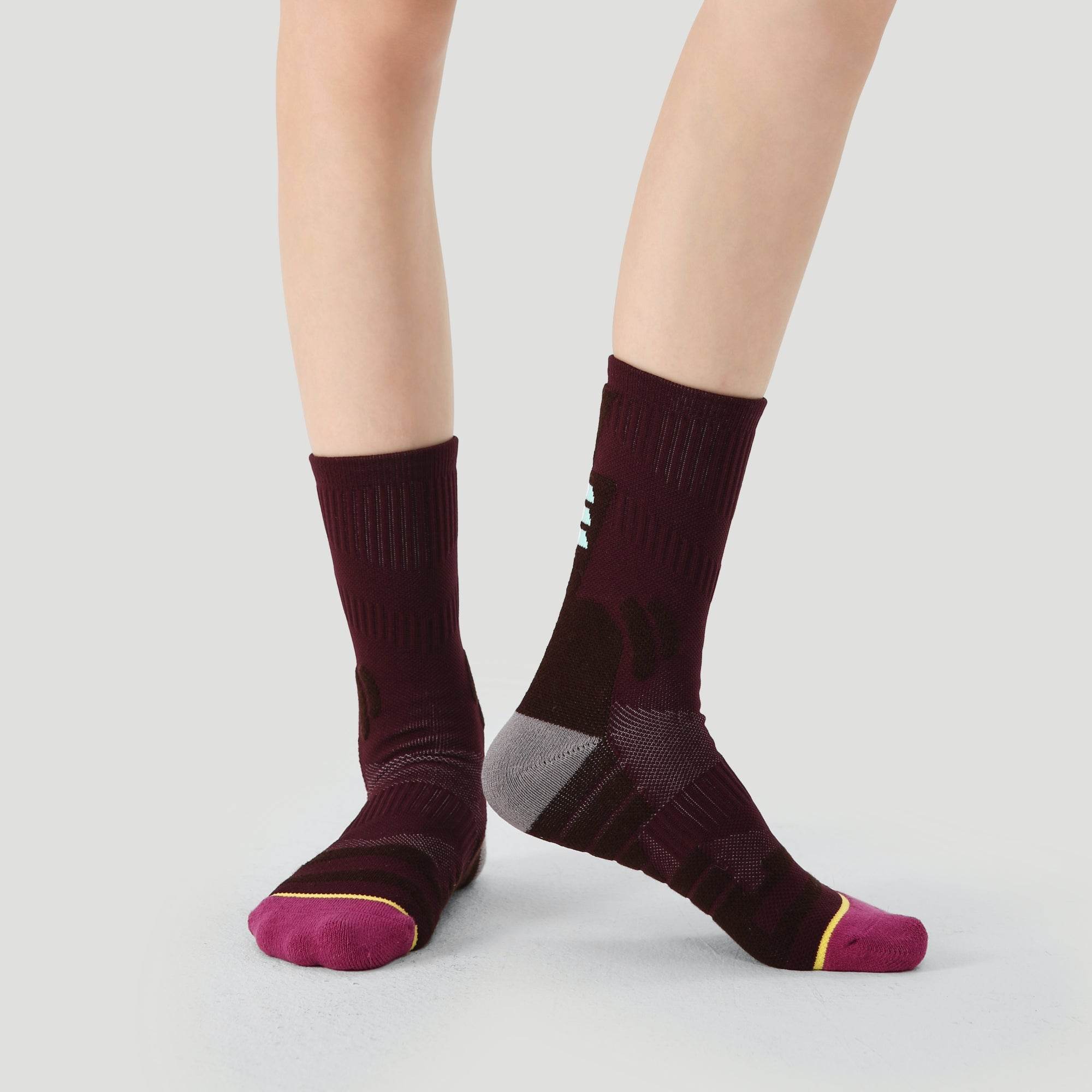 Women's Performance Cushioned Crew Socks - Maroon