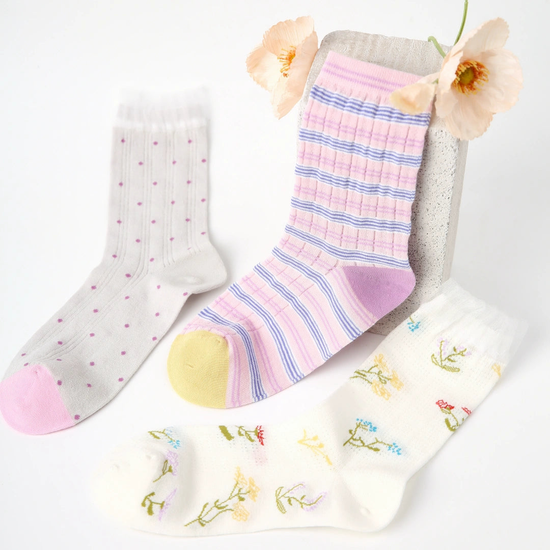 Women's Ombré Stripe Mesh Socks (3-Pack) - sock set showing breathable mesh comfort