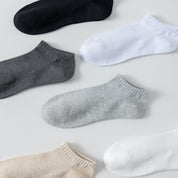 "Titan Mesh" Big & Tall Men's Low-Cut Socks - product photo showing breathable mesh comfort