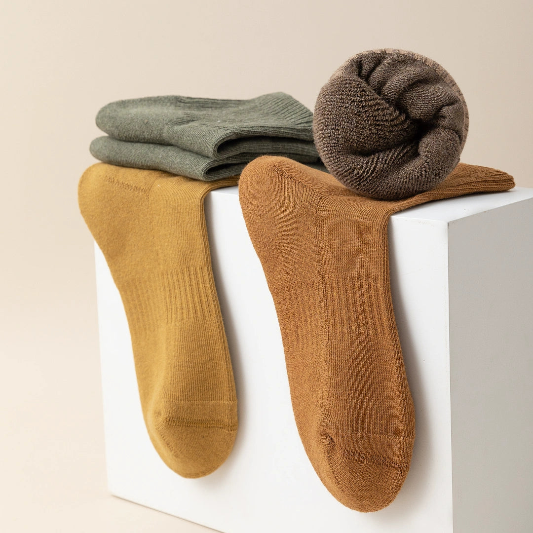 Women's 92% Cotton Terry Cushion Ankle Socks - product photo showing cushioned comfort