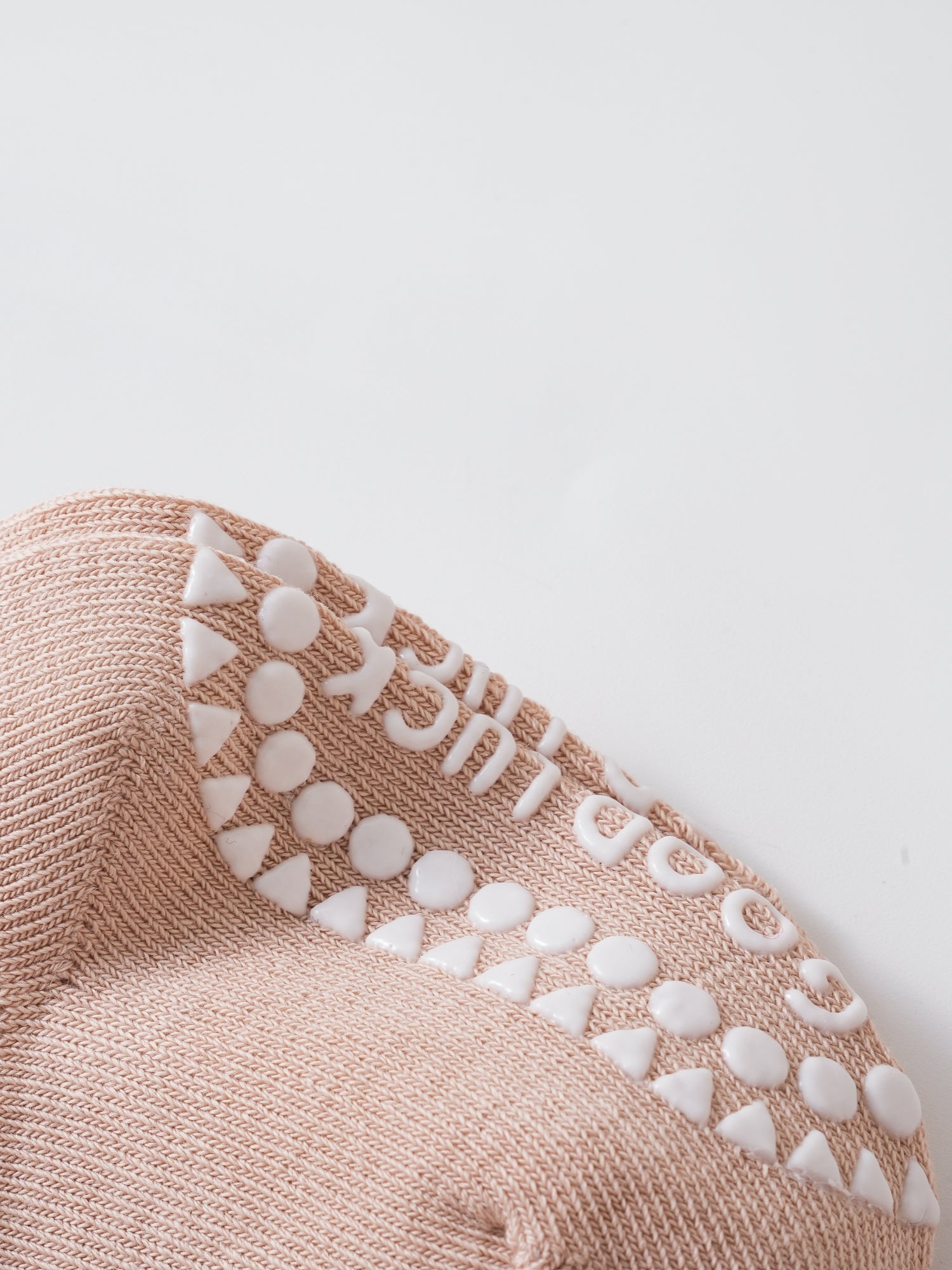 Babies' Pop-Out Pattern Grip Socks-3 Pack