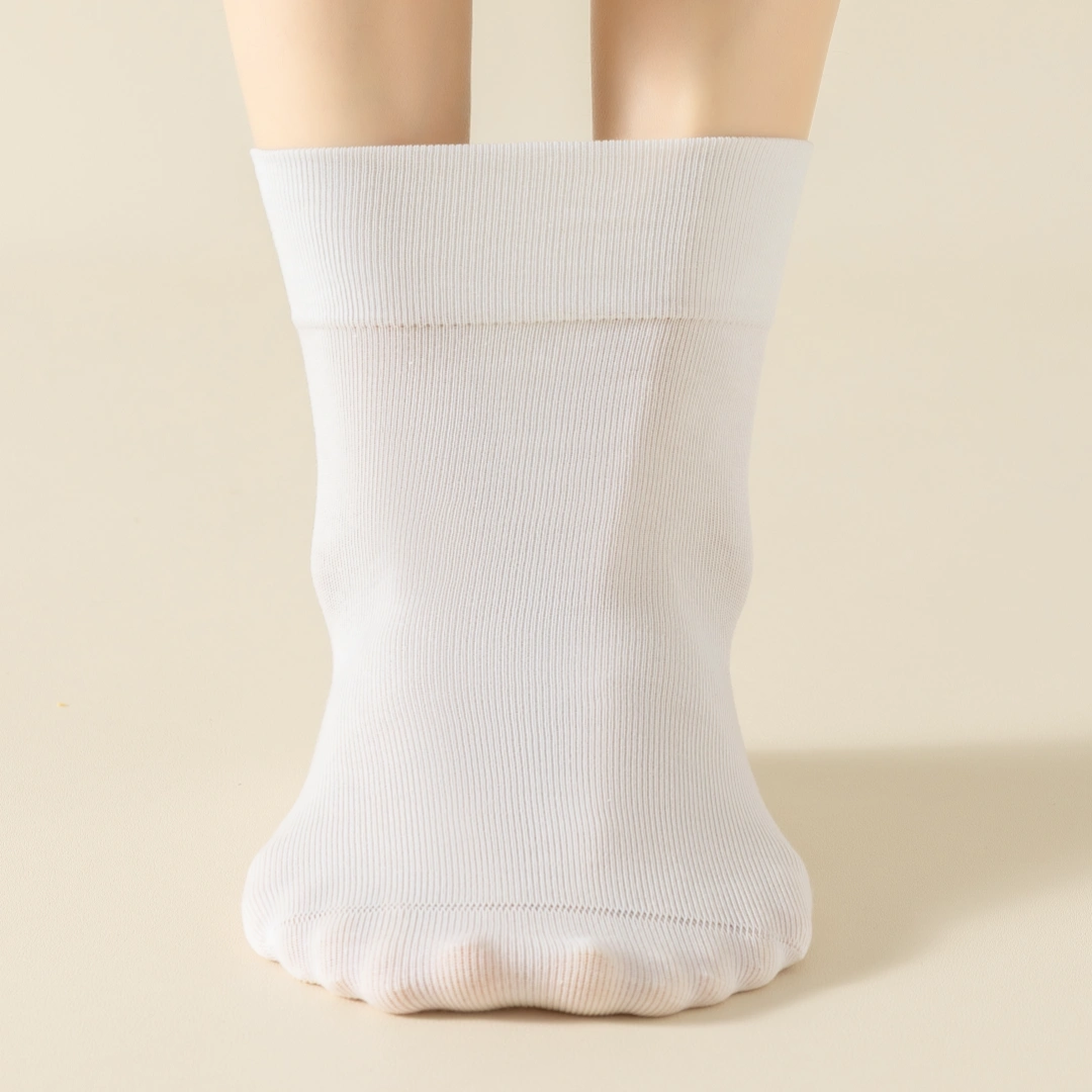 Women's 98% Cotton Non-Binding Relaxed Fit Socks