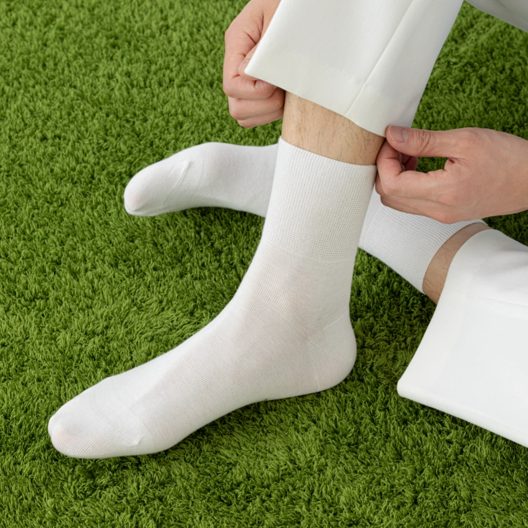 mens white silk dress socks Falke Mens Off-White No.4 Silk-Blend Socks 5.5-6.5