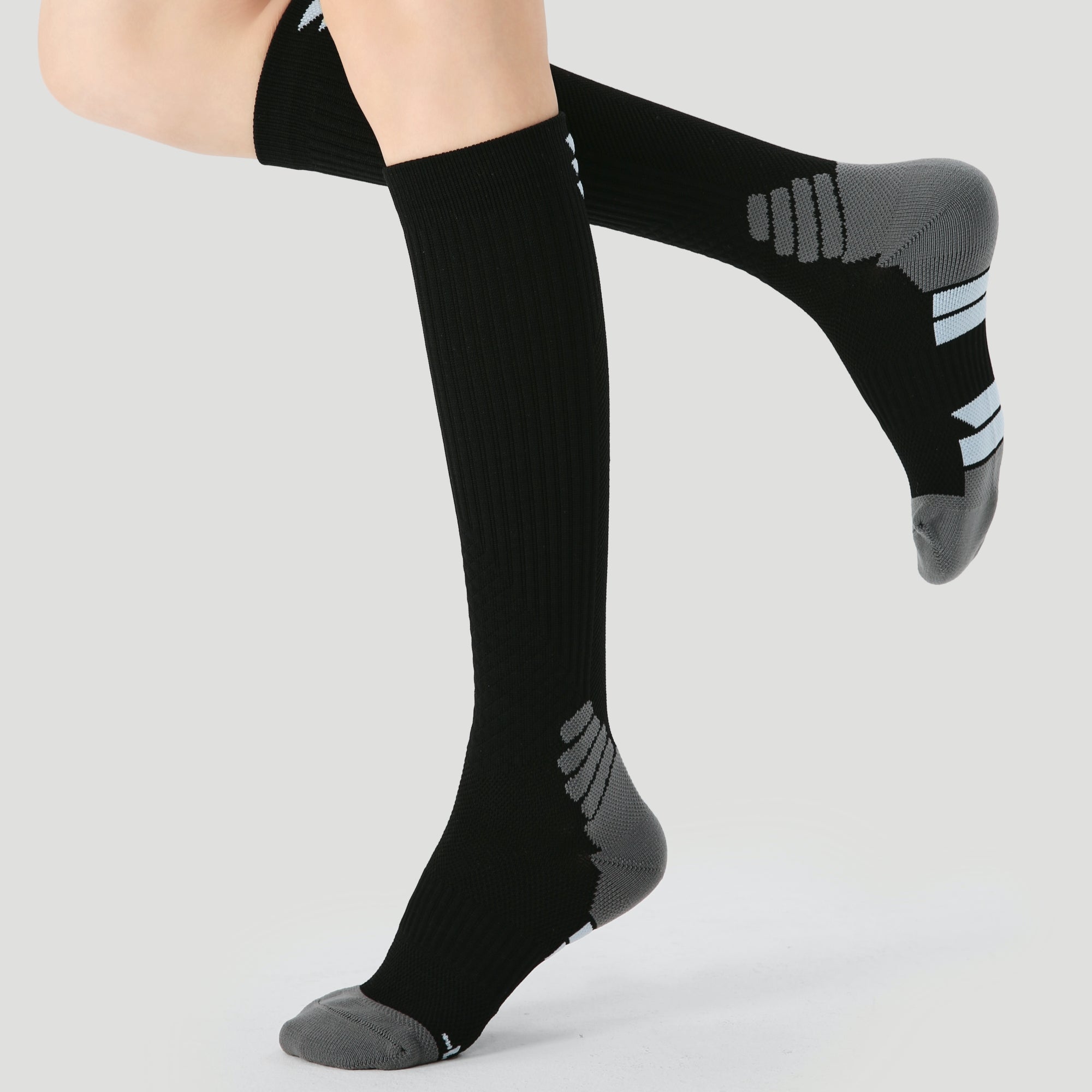 Women's Performance Knee-High Hiking Socks - Black