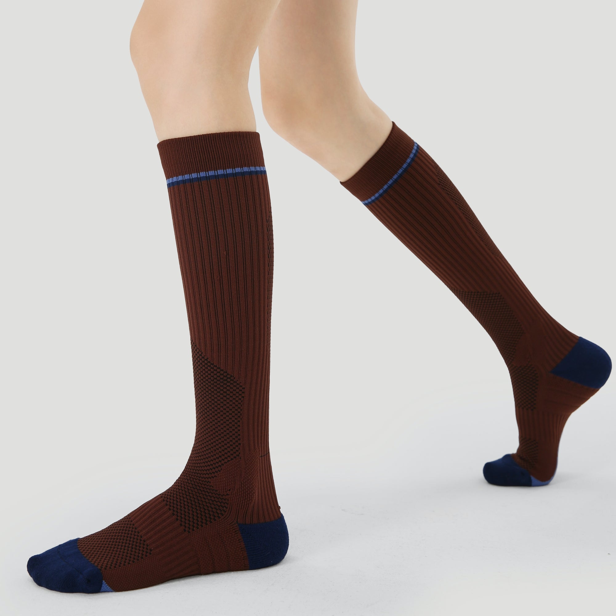 Women's Performance Knee-High Hiking Socks - Espresso & Royal Blue