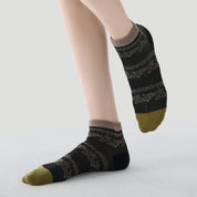 "Urban Muse" 3D Textured Ankle Socks 3-Pack