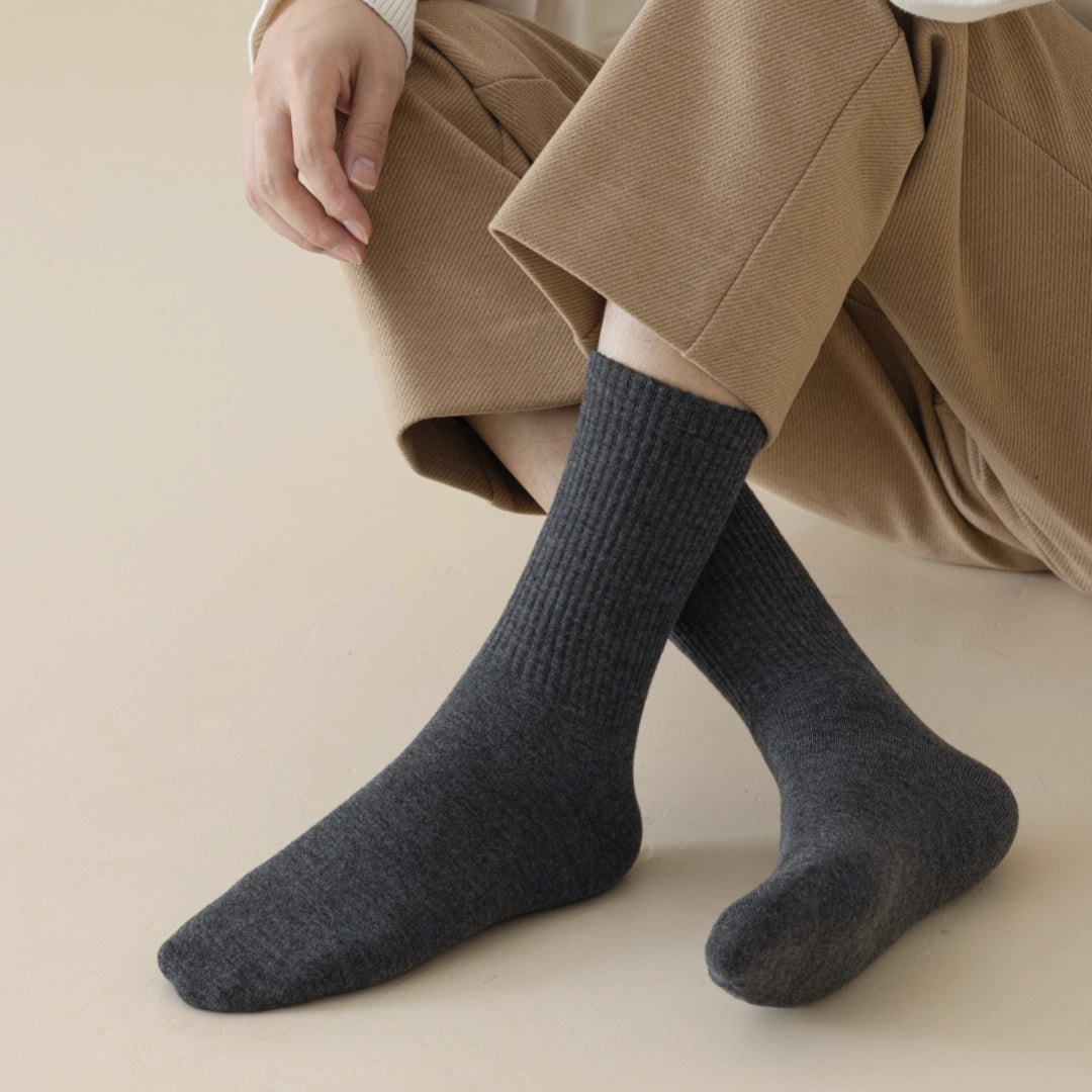 Men's Lightweight 98% Merino Wool Socks - Thin & Breathable | Everyday Fit