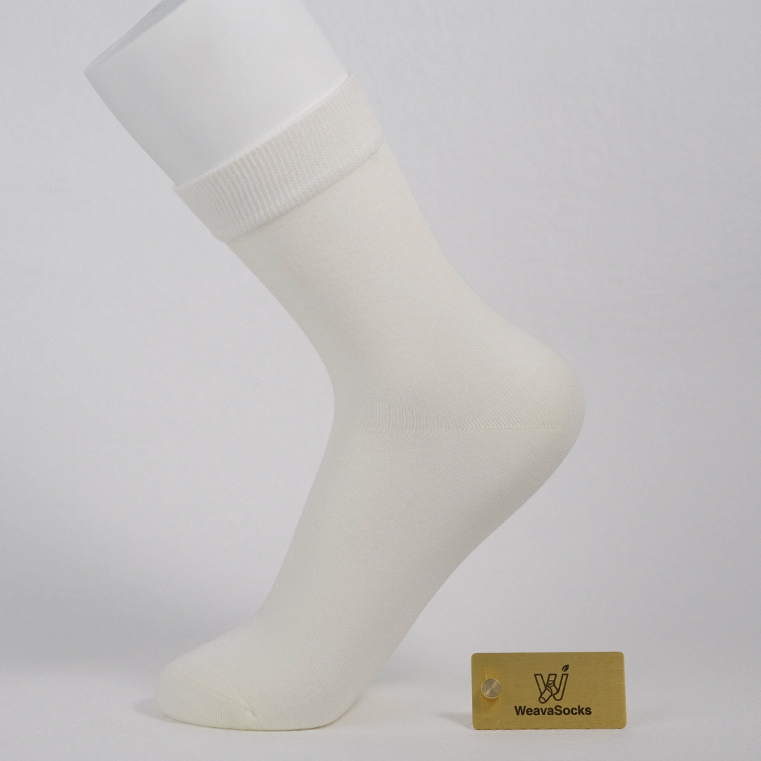 Women's 63% Combed Cotton Seamless Quarter Socks - product photo showing soft cotton comfort