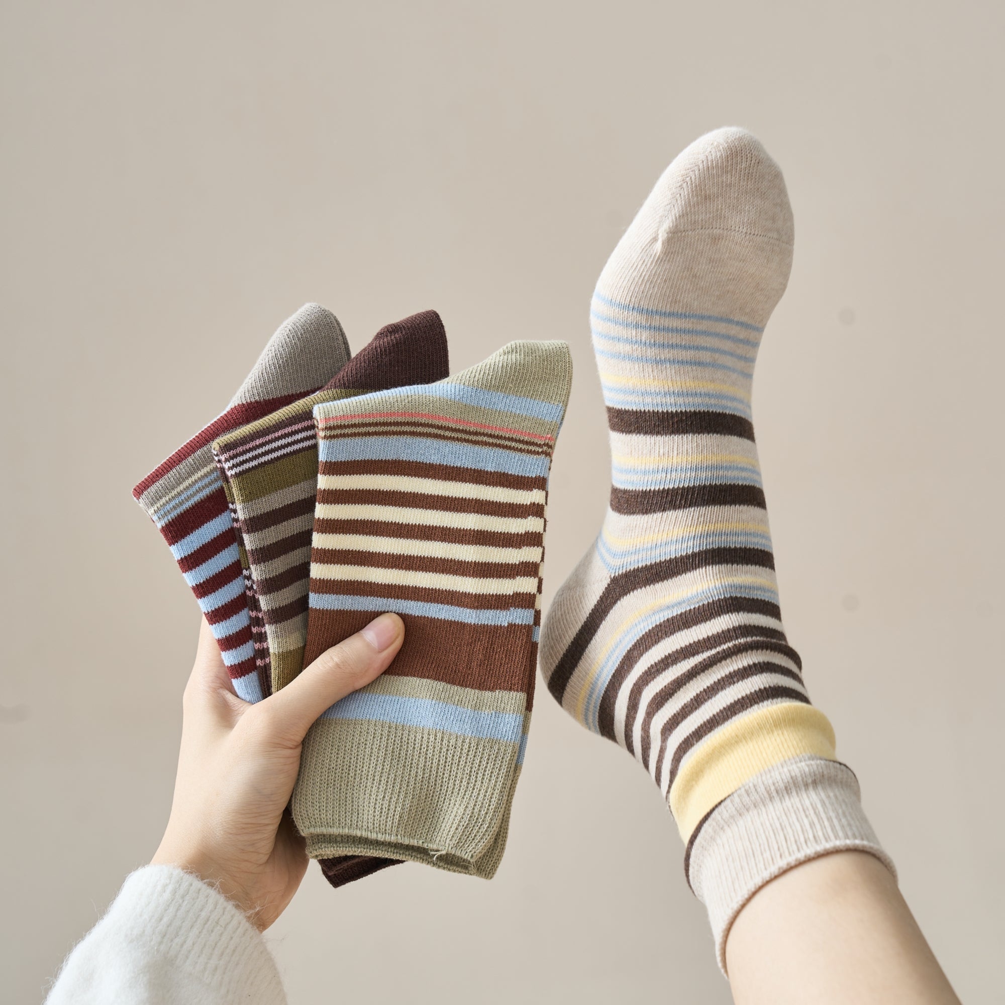 Women's Retro Multi-Stripe Crew Socks - Single Pair