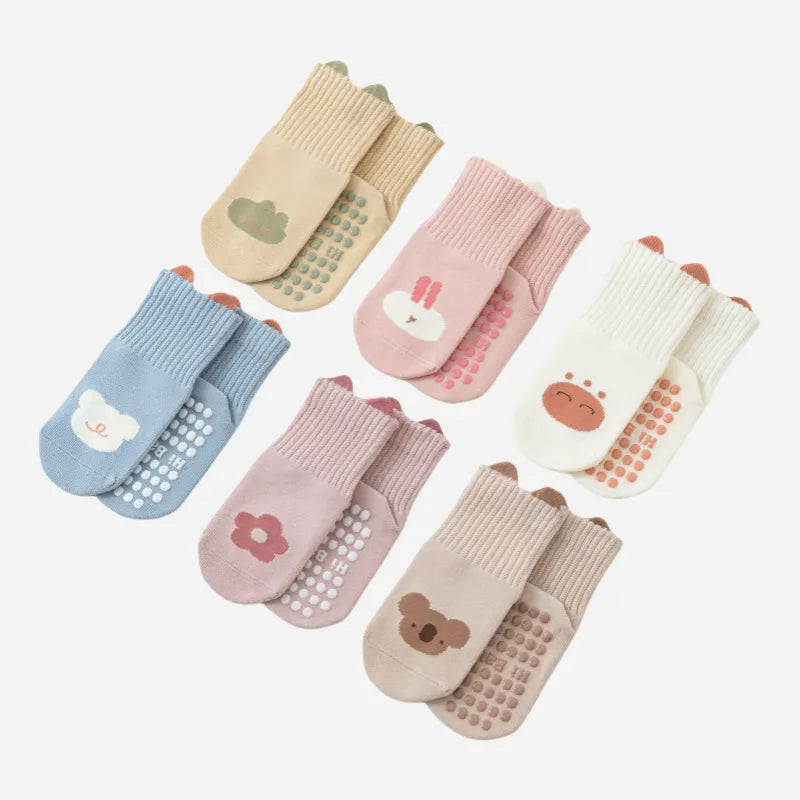 Babies' Cartoon Grip Socks-3 Pairs