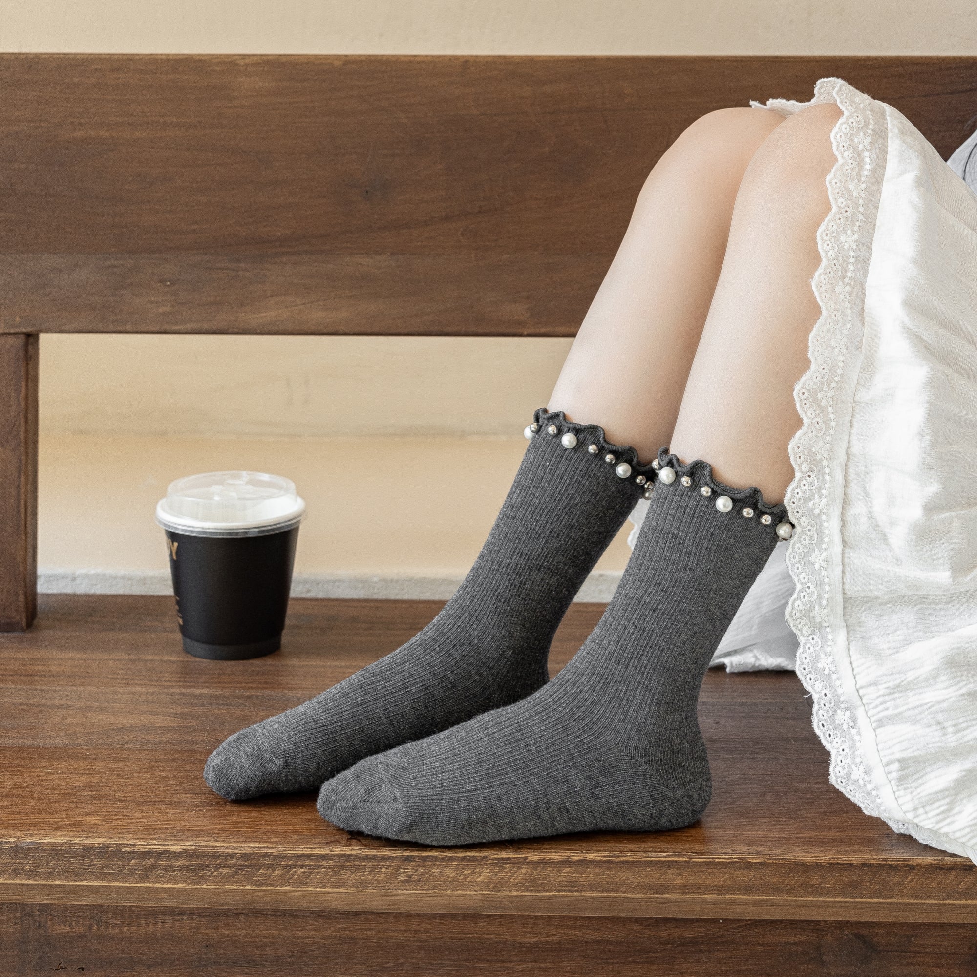 Kid's Dainty Pearl Crew Socks - 2 Pairs